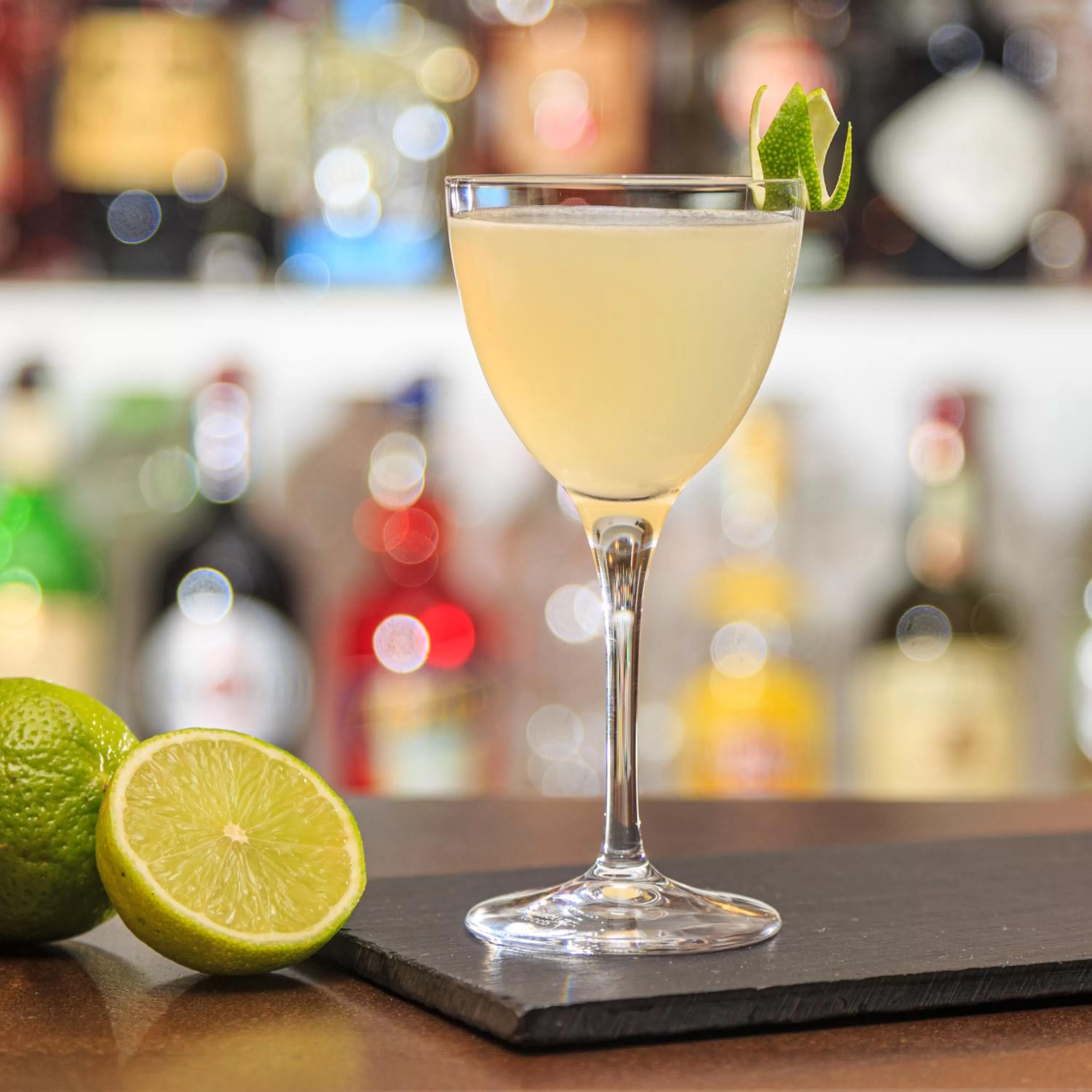 Lounge or bar, Drinks in Hotel Maksim