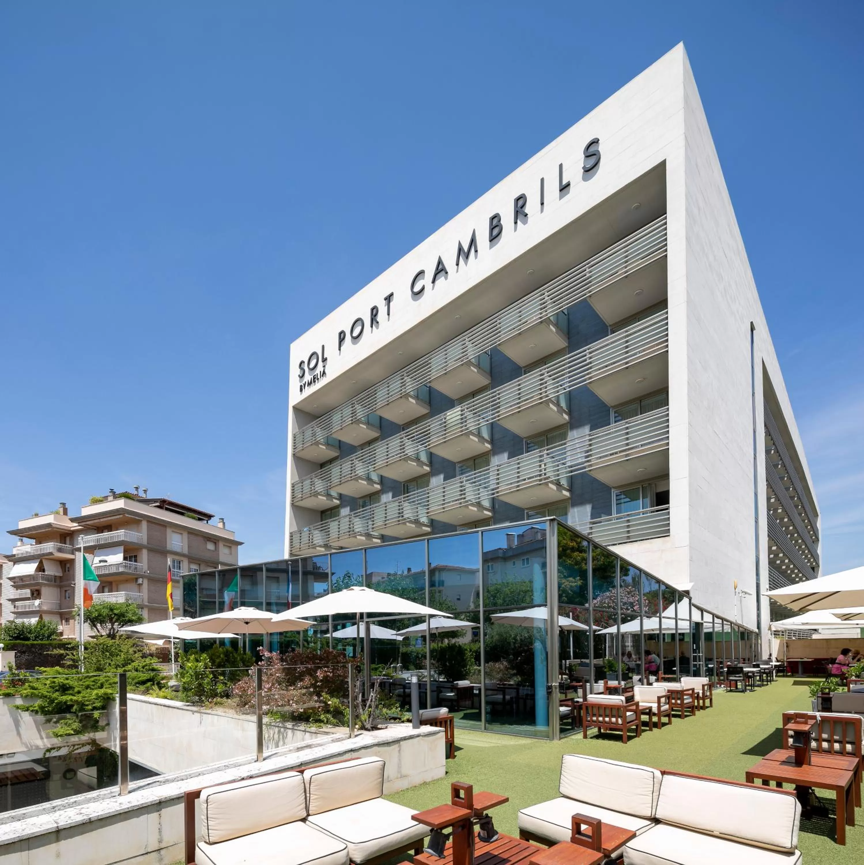 Property building in Sol Port Cambrils Hotel