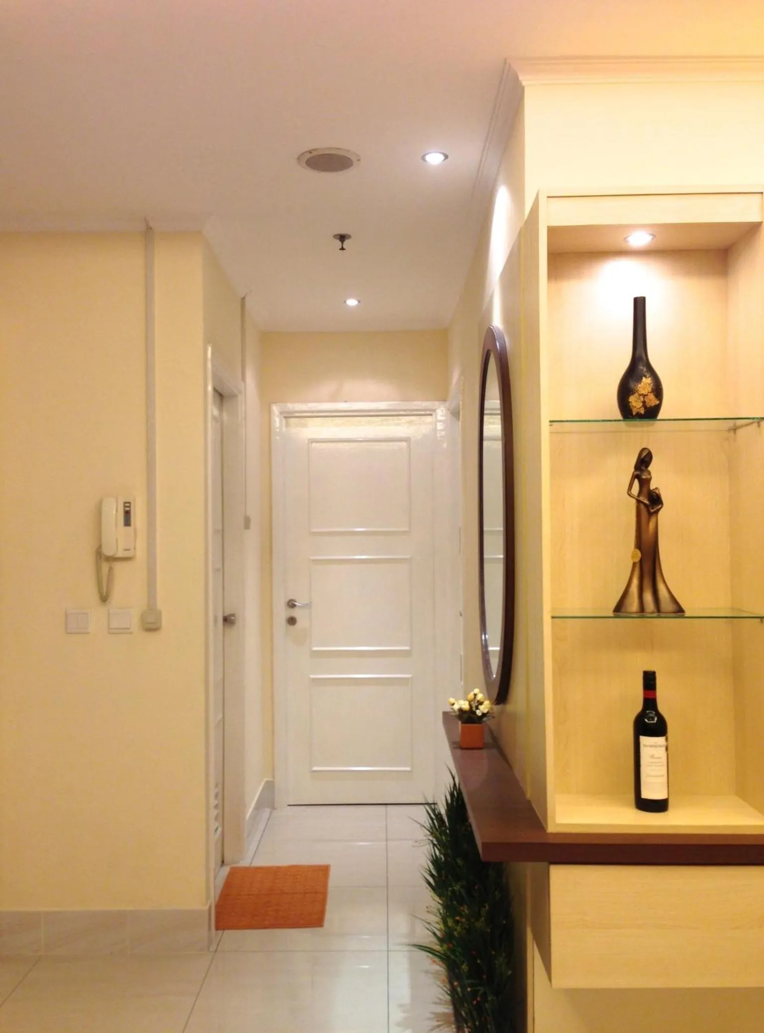 Living room in Ravarine Suite Apartment