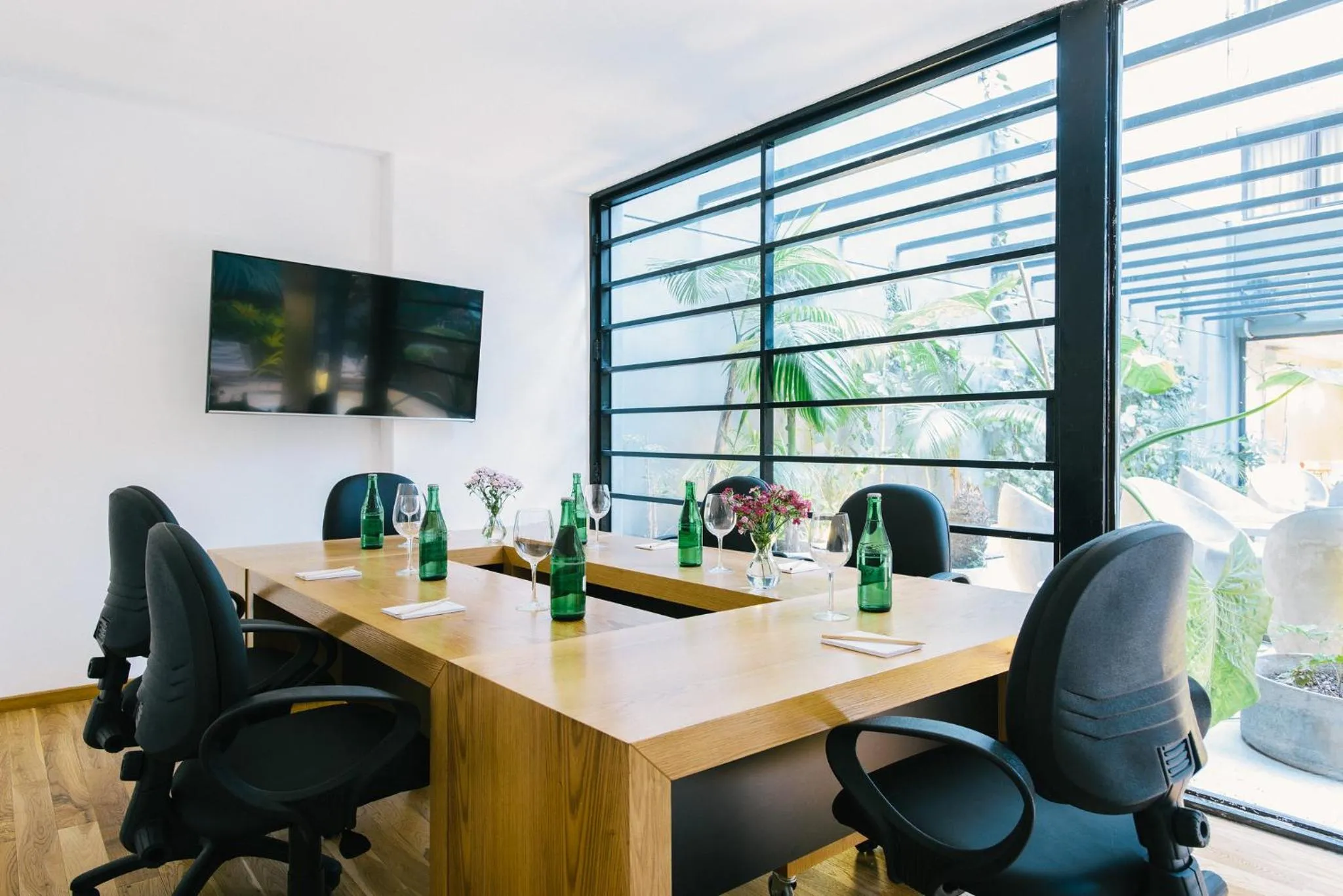 Property building in Deco Collection