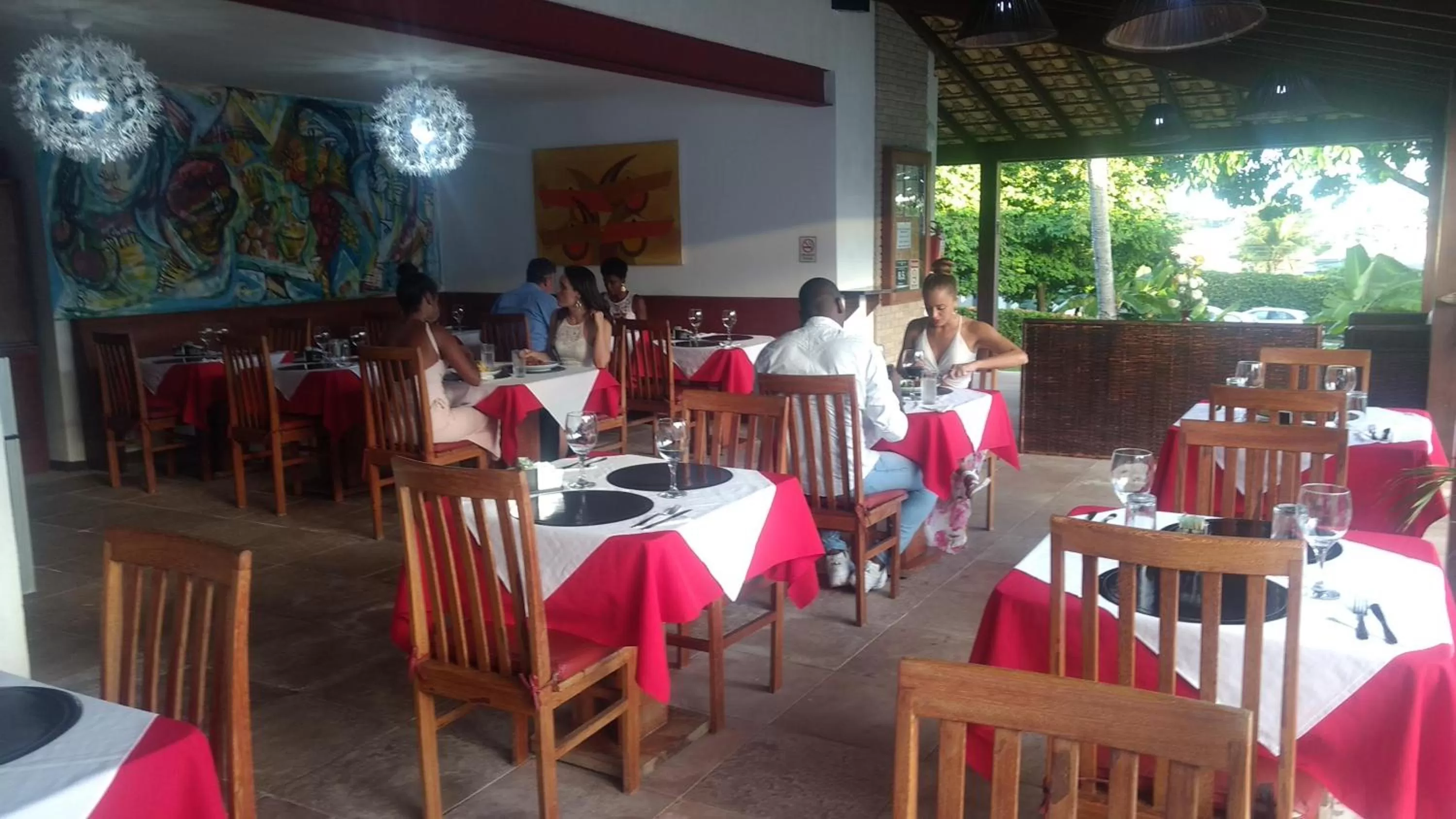 Restaurant/Places to Eat in Hotel Pousada Salvador Paradise