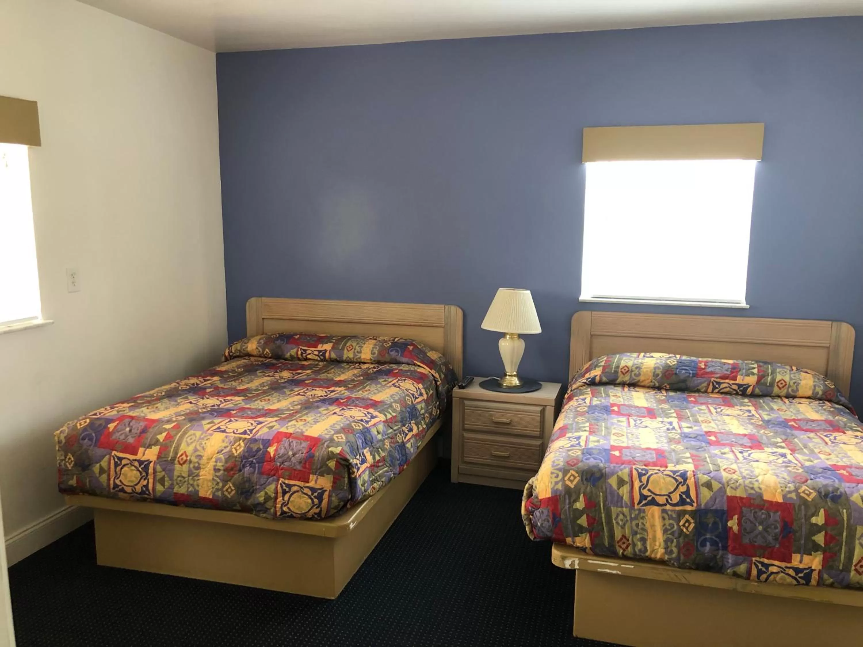 Bed in Arvilla Motel