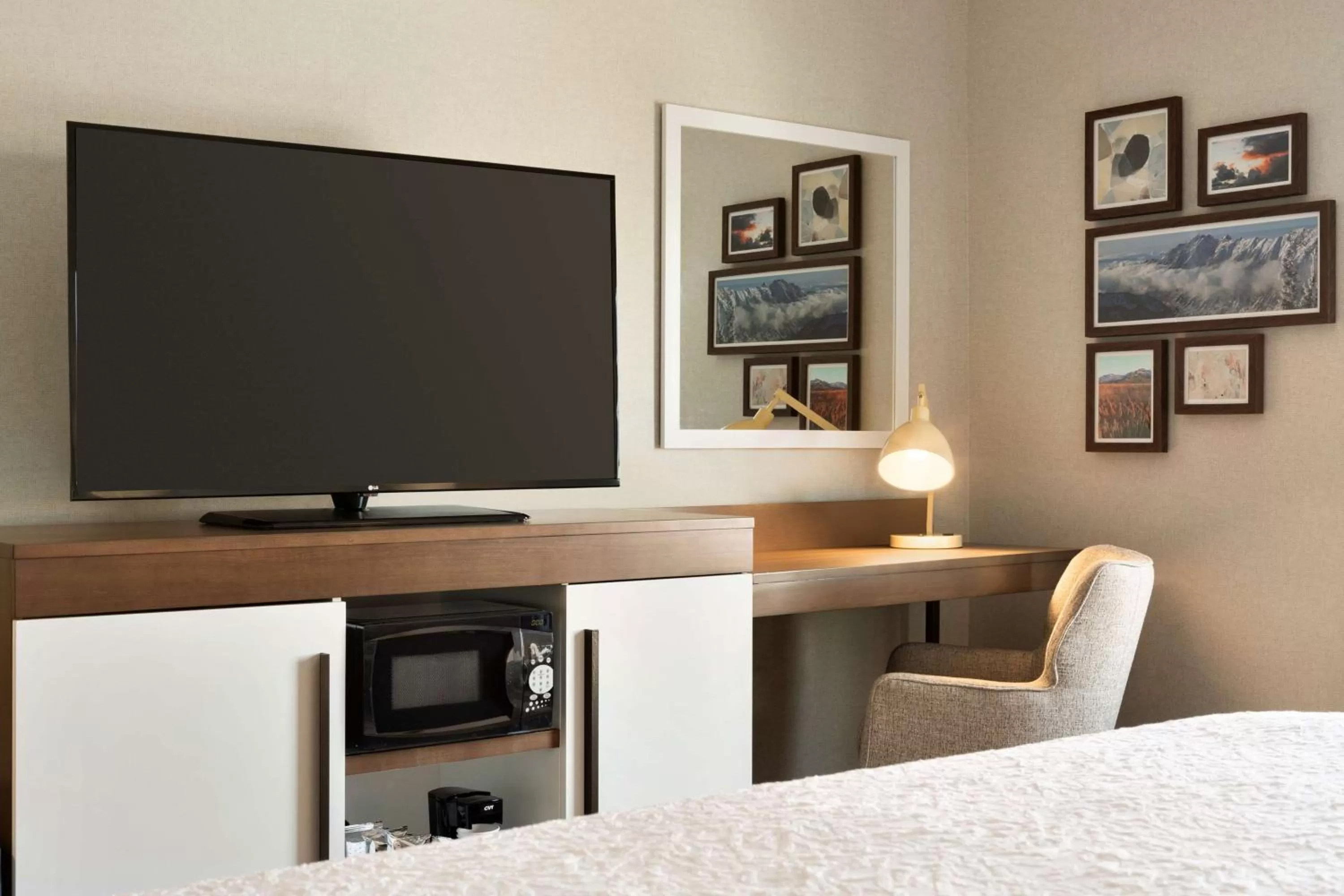 Bedroom in Hampton Inn Salt Lake City Cottonwood