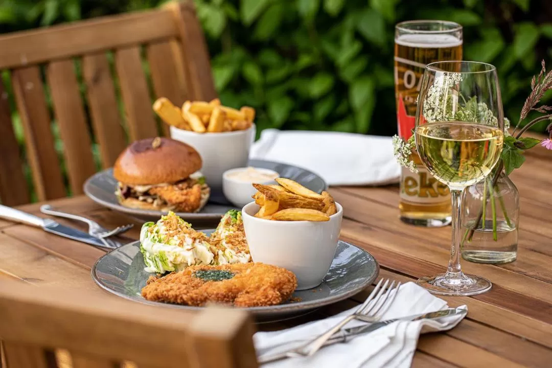 Dining area in The Three Tuns