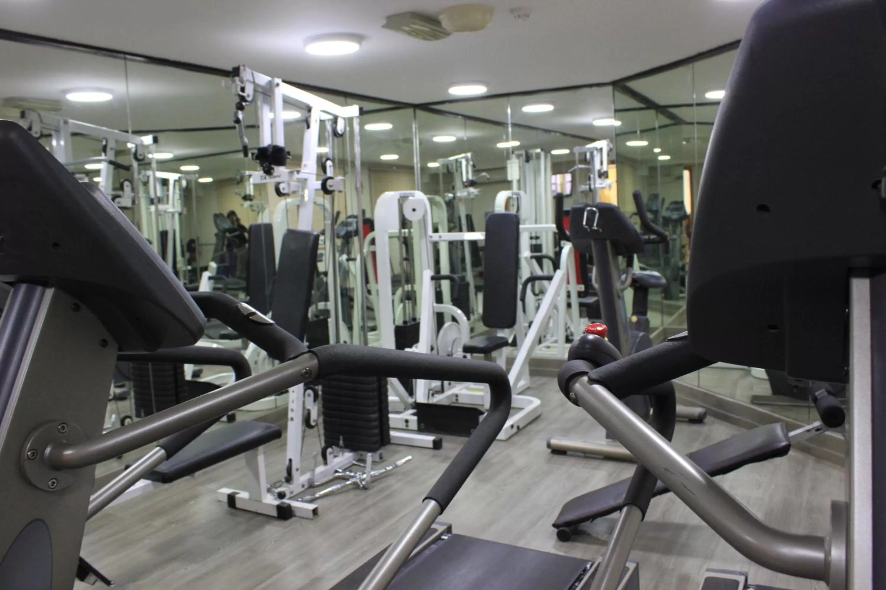 Fitness centre/facilities in Sea View Hotel Dubai