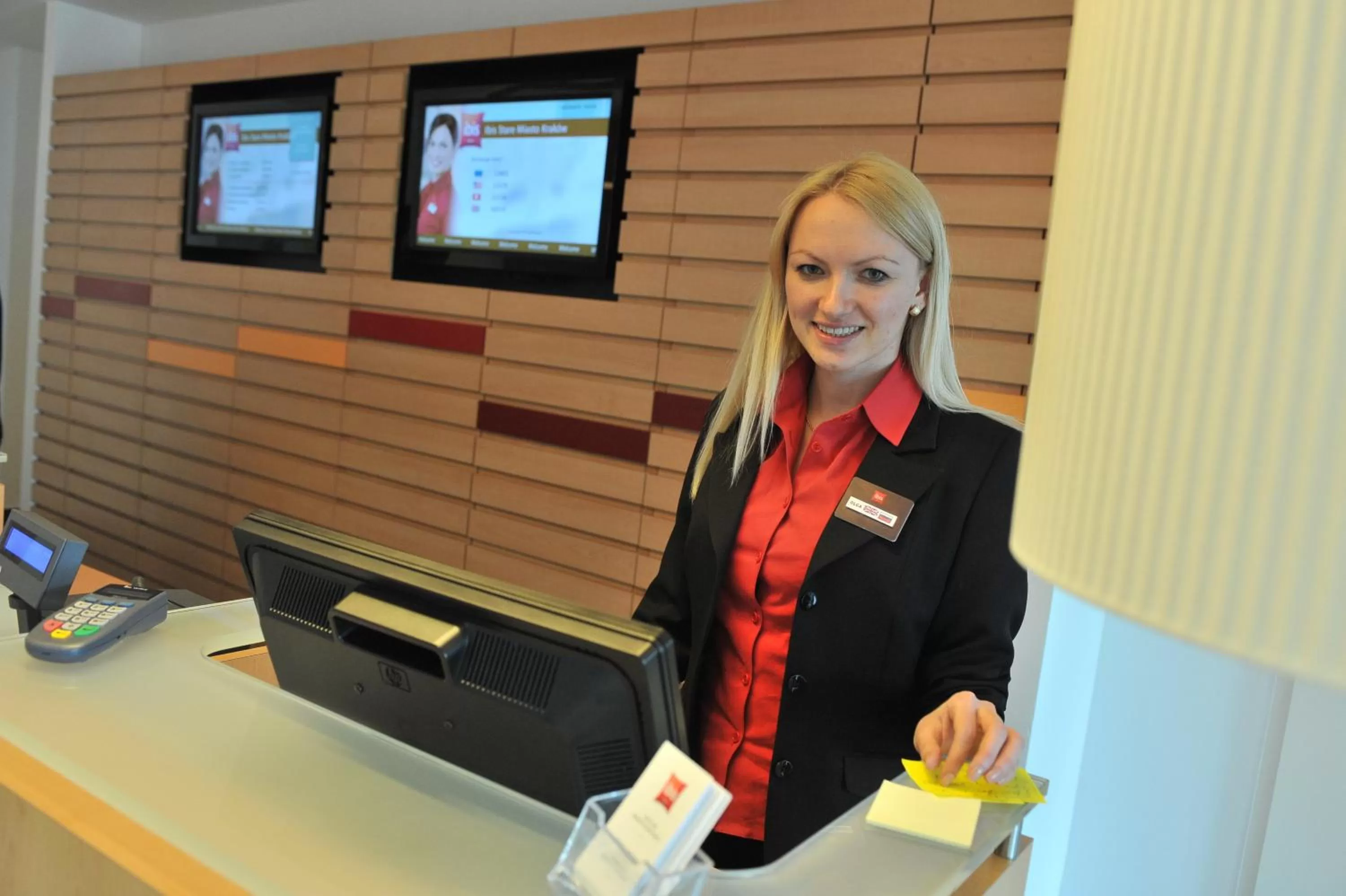 Staff in Ibis Kraków Stare Miasto