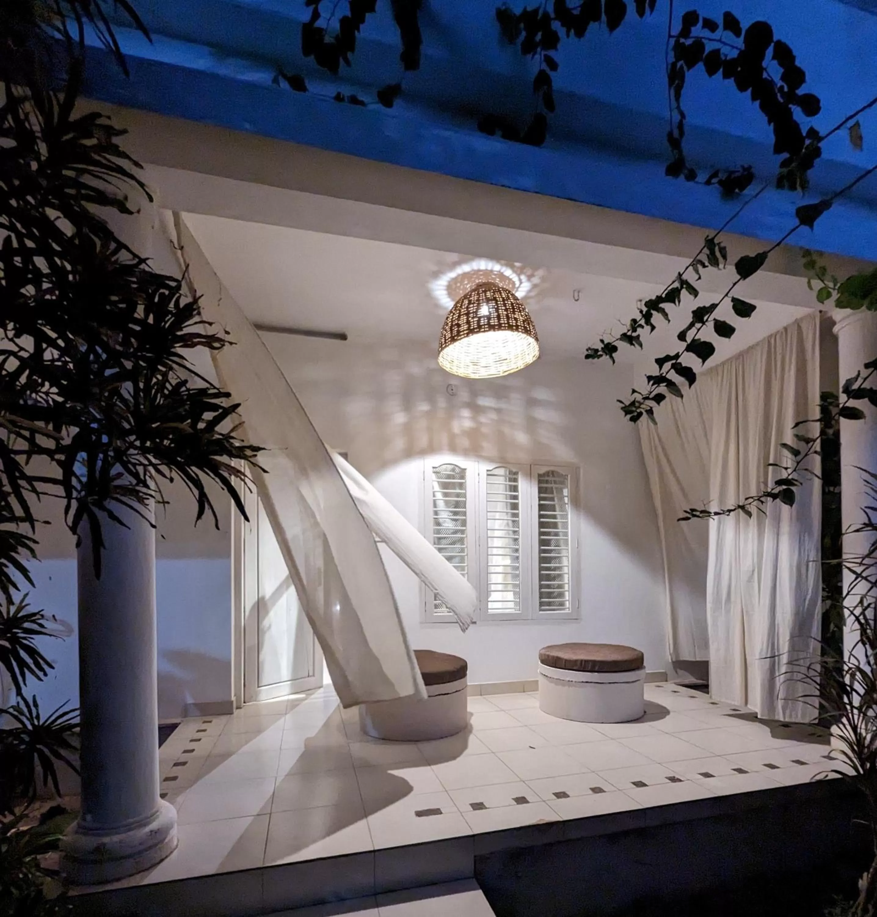 Balcony/Terrace in Satta Beach Residence