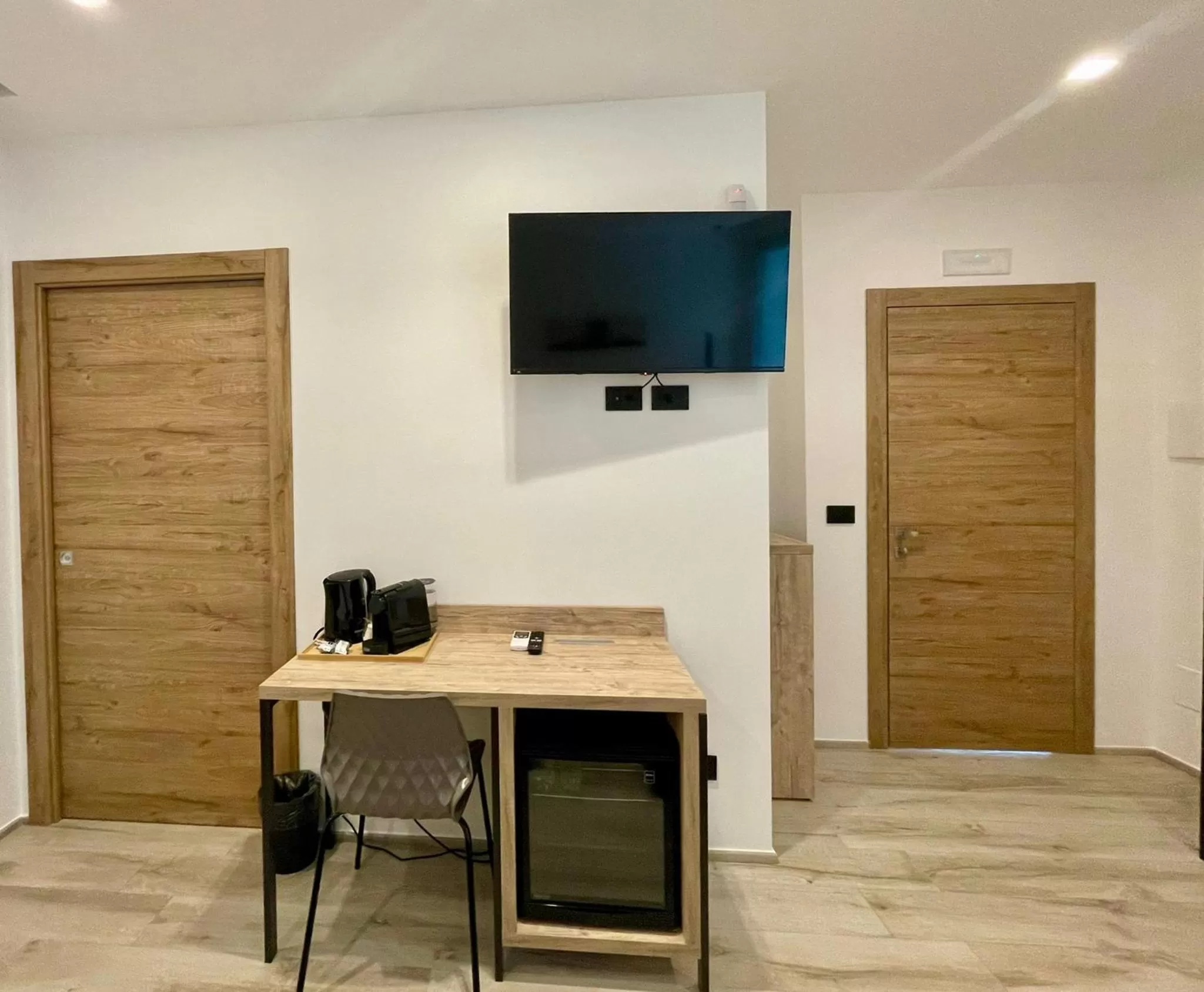 Bedroom, TV/Entertainment Center in Bari Airport B&B