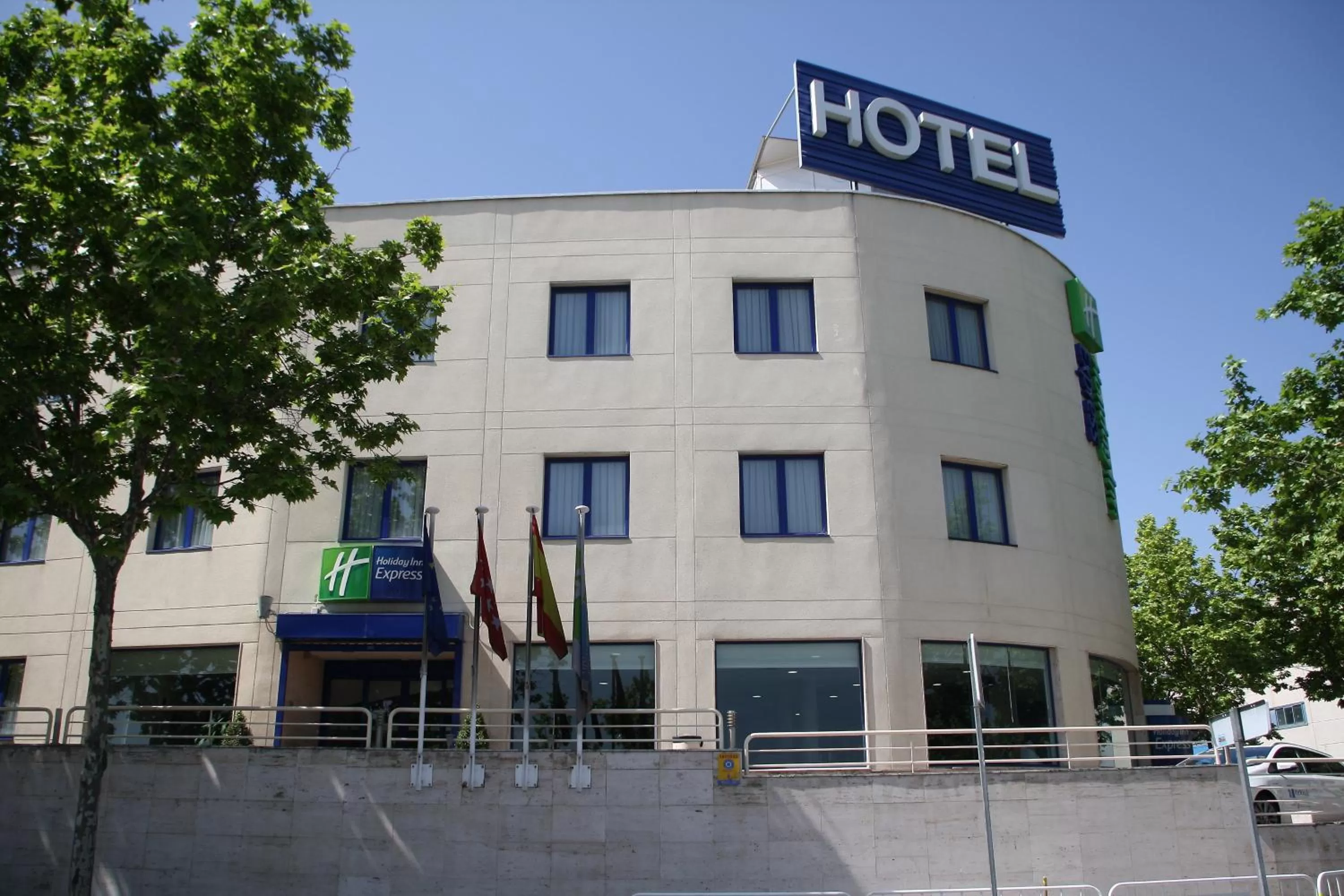Property building in Holiday Inn Express San Sebastian de los Reyes by IHG