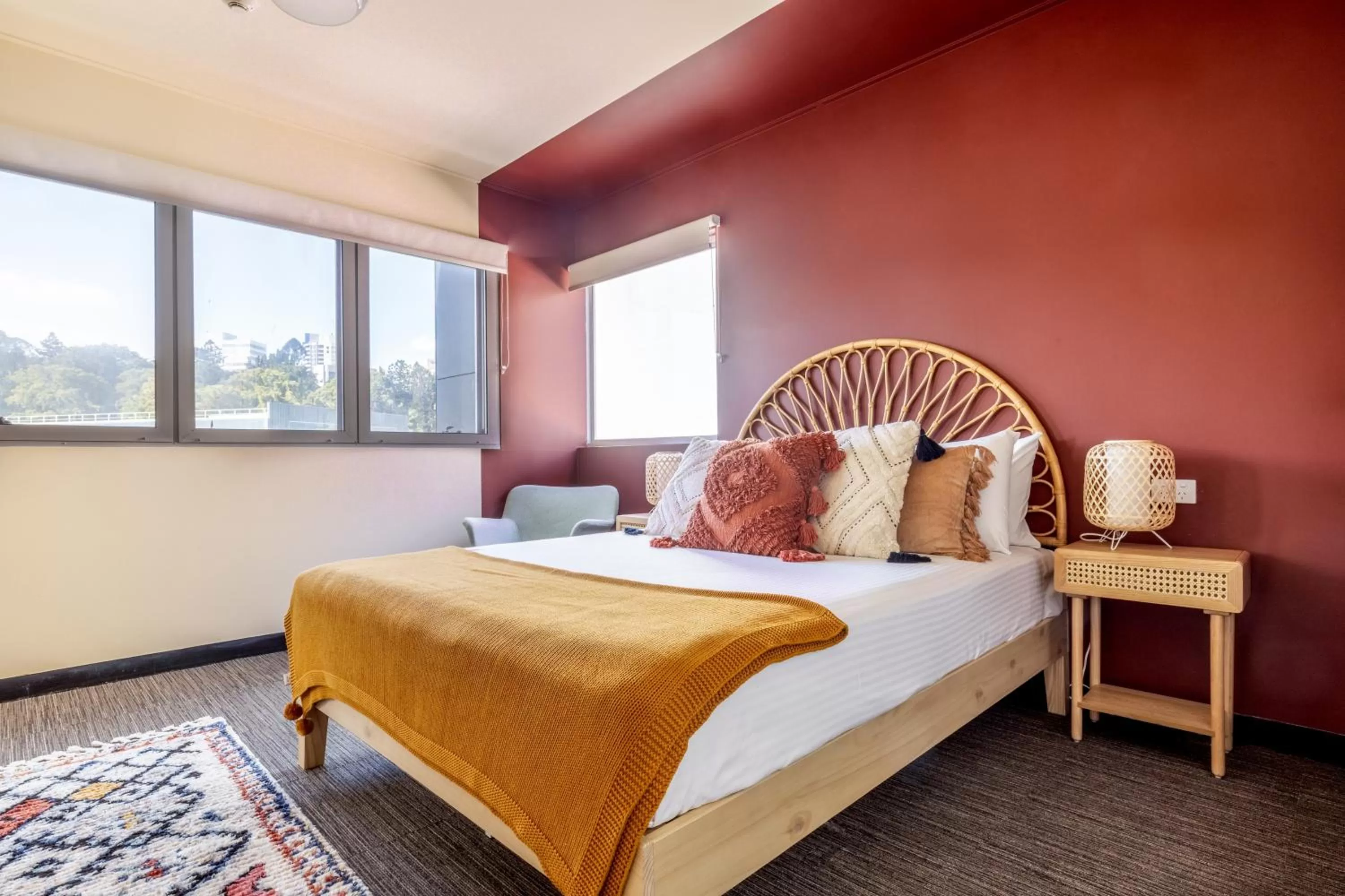 Photo of the whole room, Bed in Roamer Brisbane