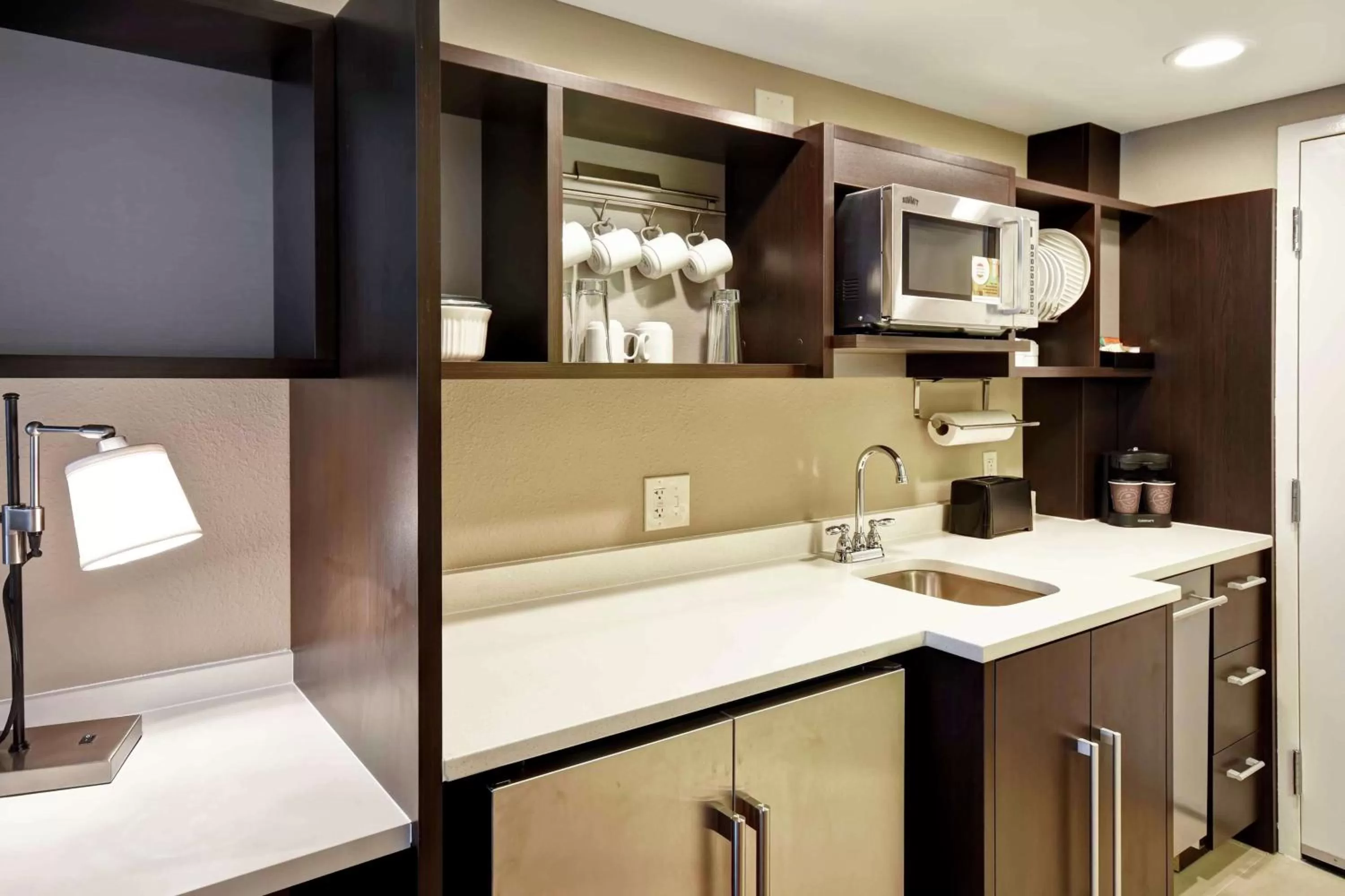 Kitchen or kitchenette in Home2 Suites by Hilton Atlanta Norcross