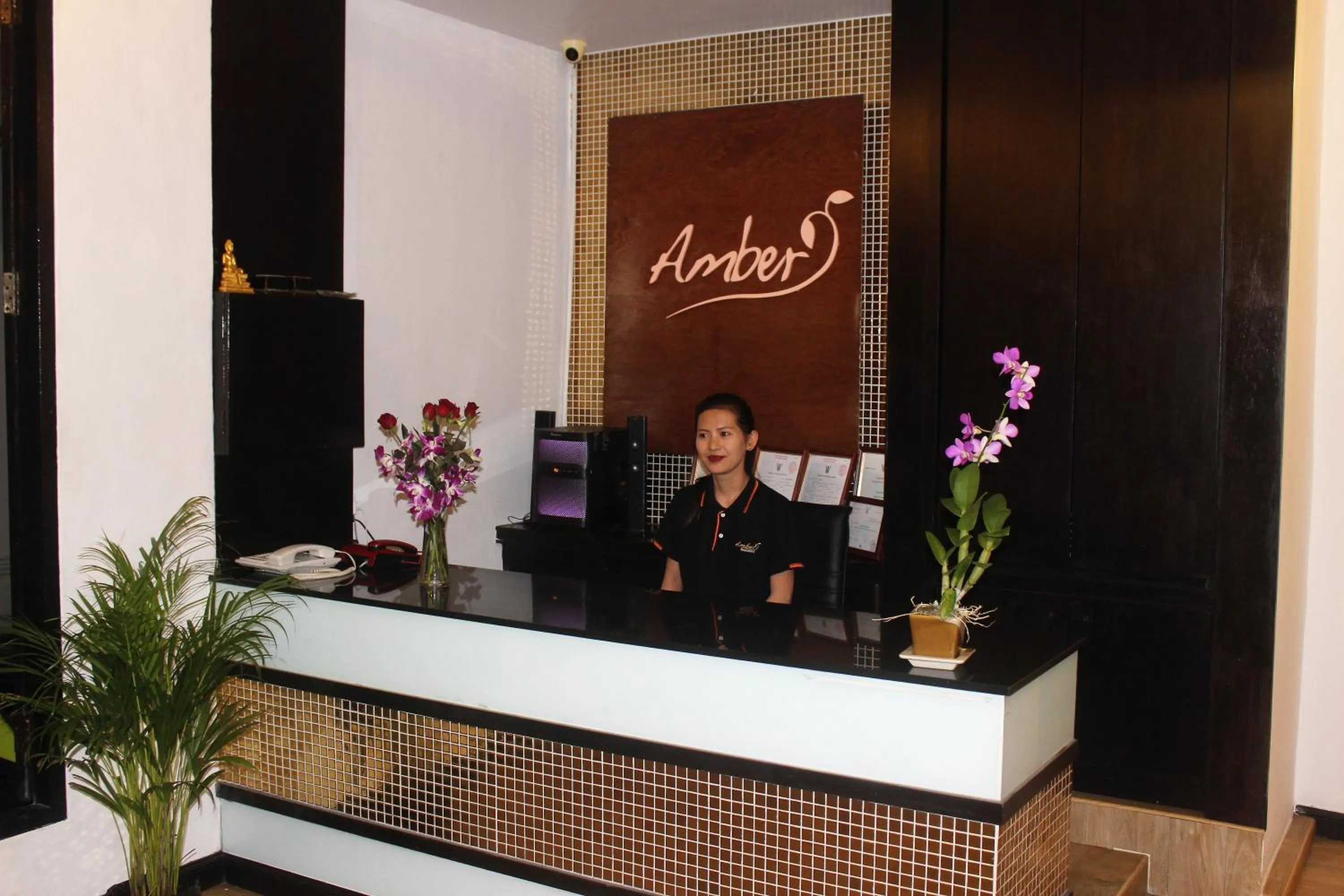 Lobby or reception, Staff in Amber Residence - SHA Plus