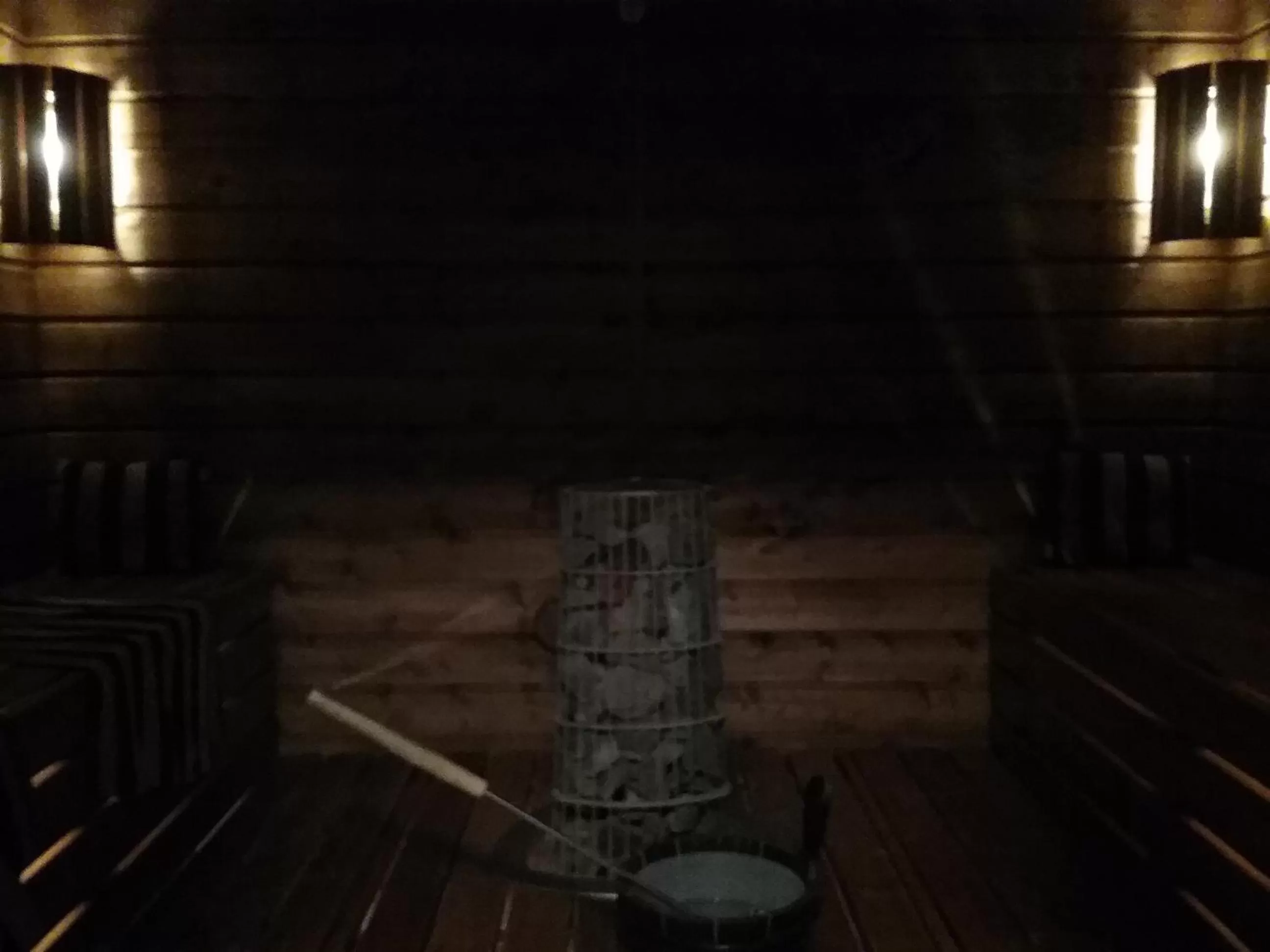 Bathroom, BBQ Facilities in Hotelli Huiskankorpi Boutique Hotel