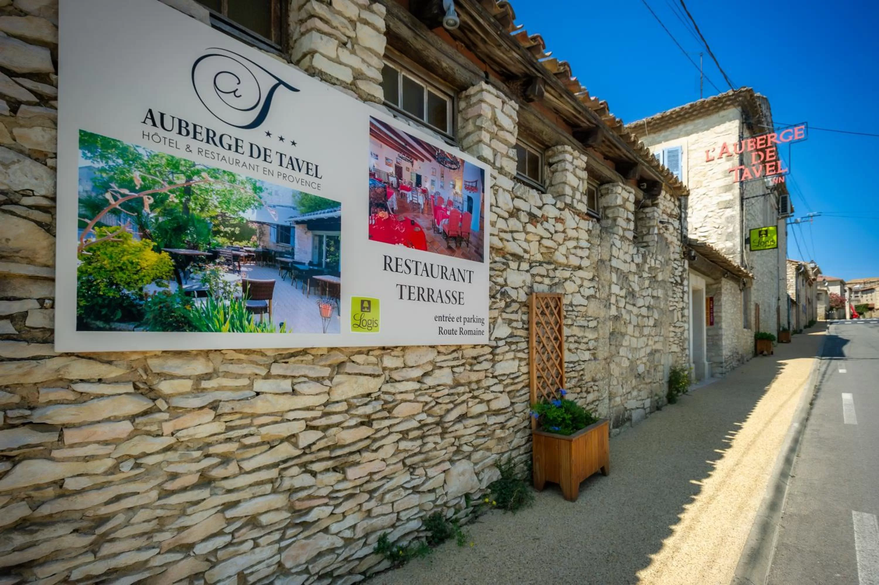 Property logo or sign in Logis Auberge De Tavel