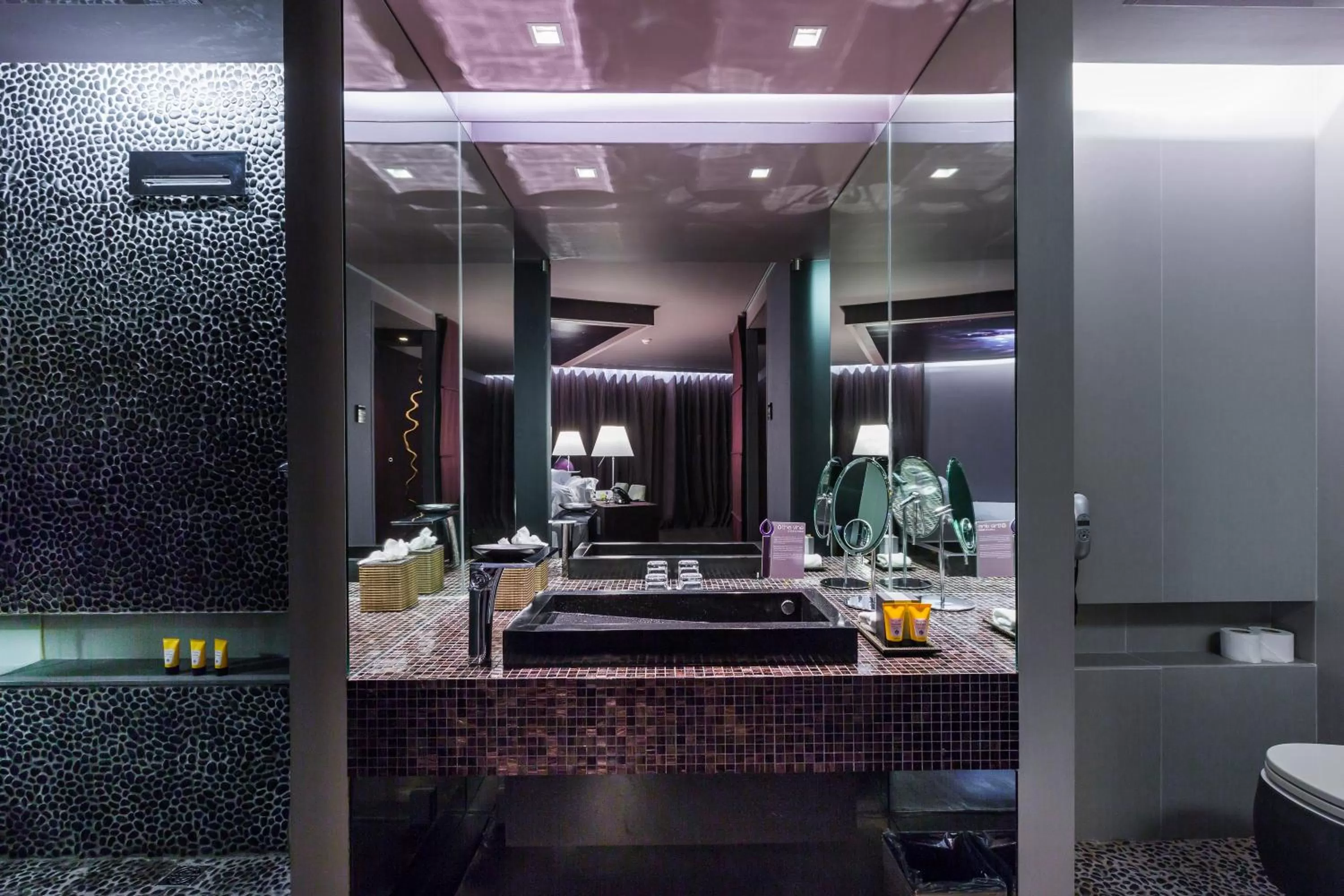 Bathroom in The Vine Hotel