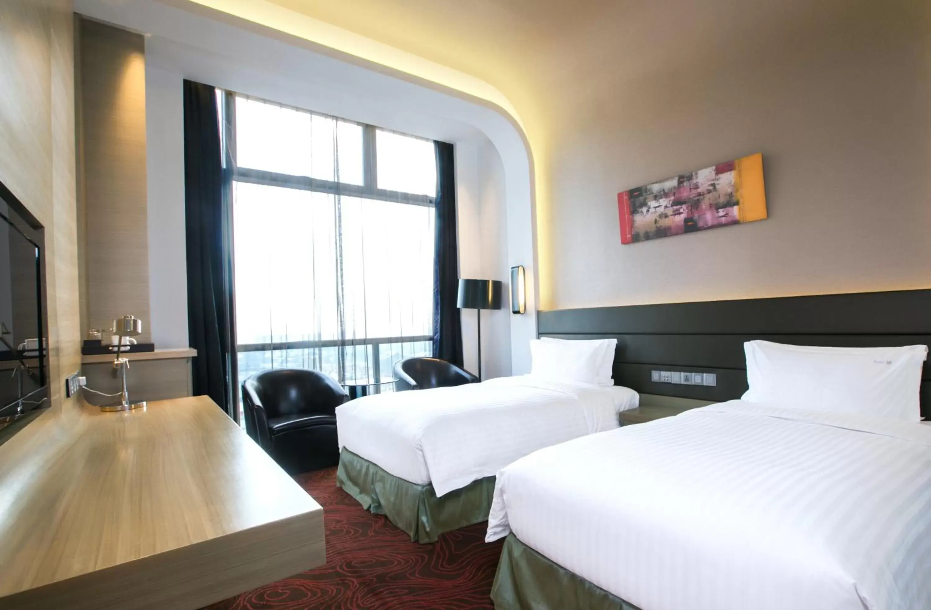 Standard King Room with Lounge Access in Holiday Inn Shanghai Songjiang by IHG - Miaoqian Street Standard King Room with Lounge Access in Holiday Inn Shanghai Songjiang by IHG - Miaoqian Street
