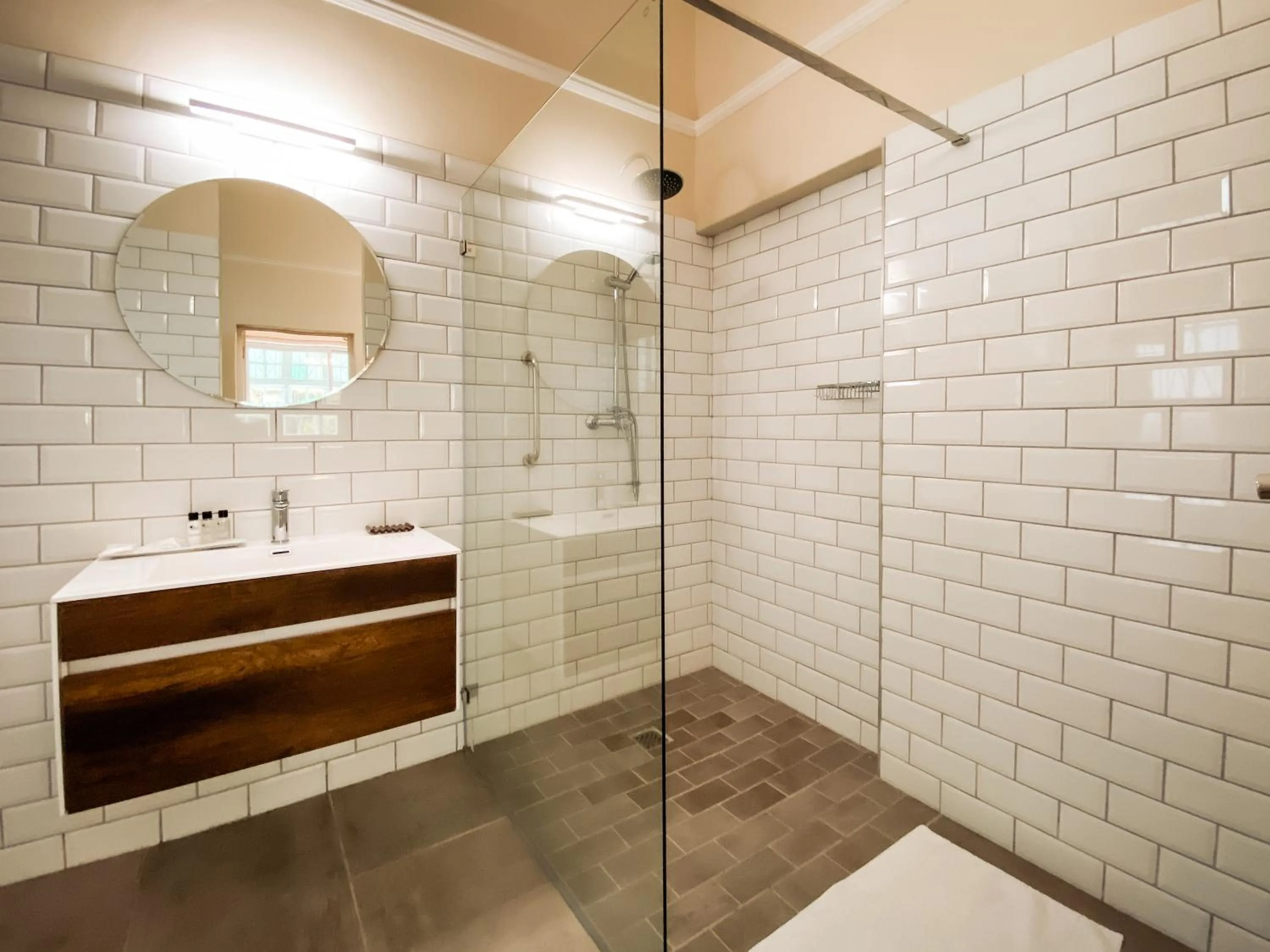 Bathroom in 5 Camp Street Guesthouse & Self-catering