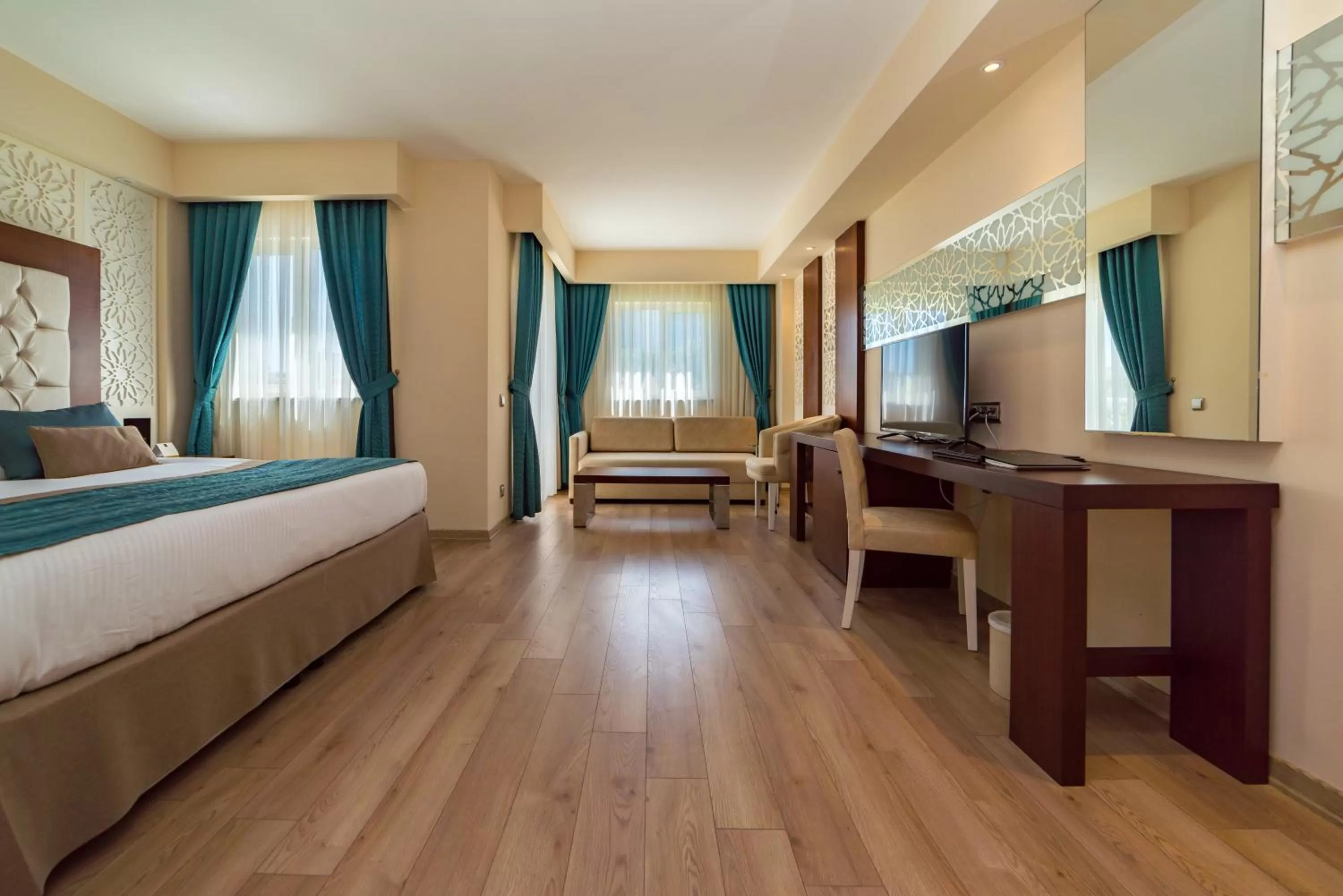 Bed in Kamelya Selin Hotel Luxury Resort & SPA
