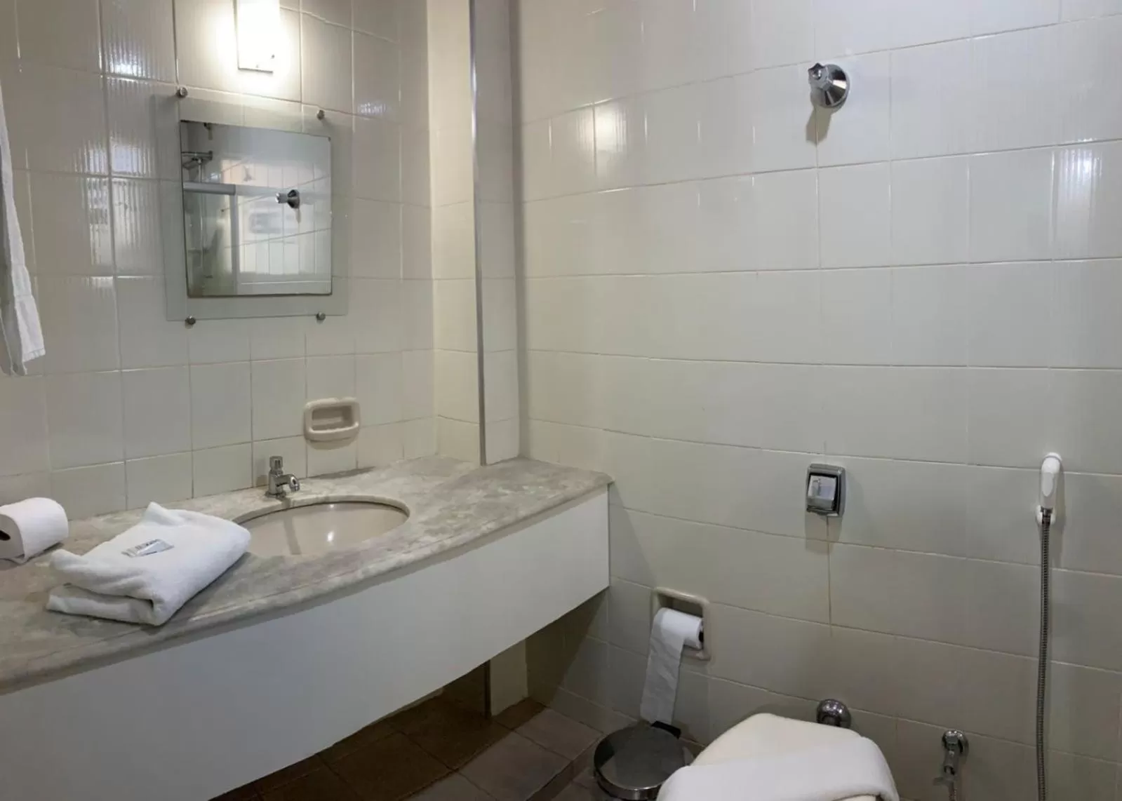 Bathroom in Hotel JB