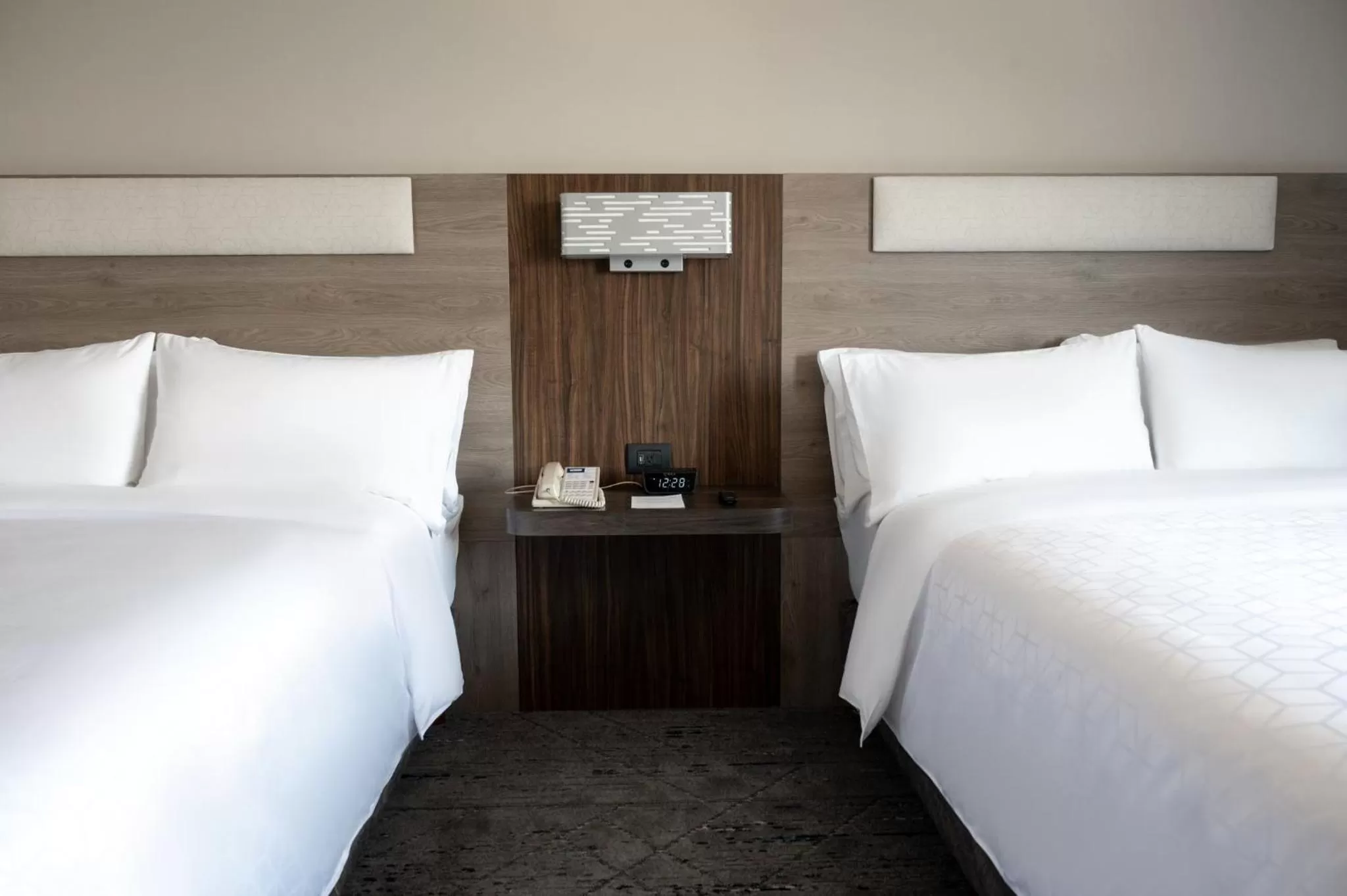 Photo of the whole room, Bed in Holiday Inn Express Mexico City Satelite by IHG