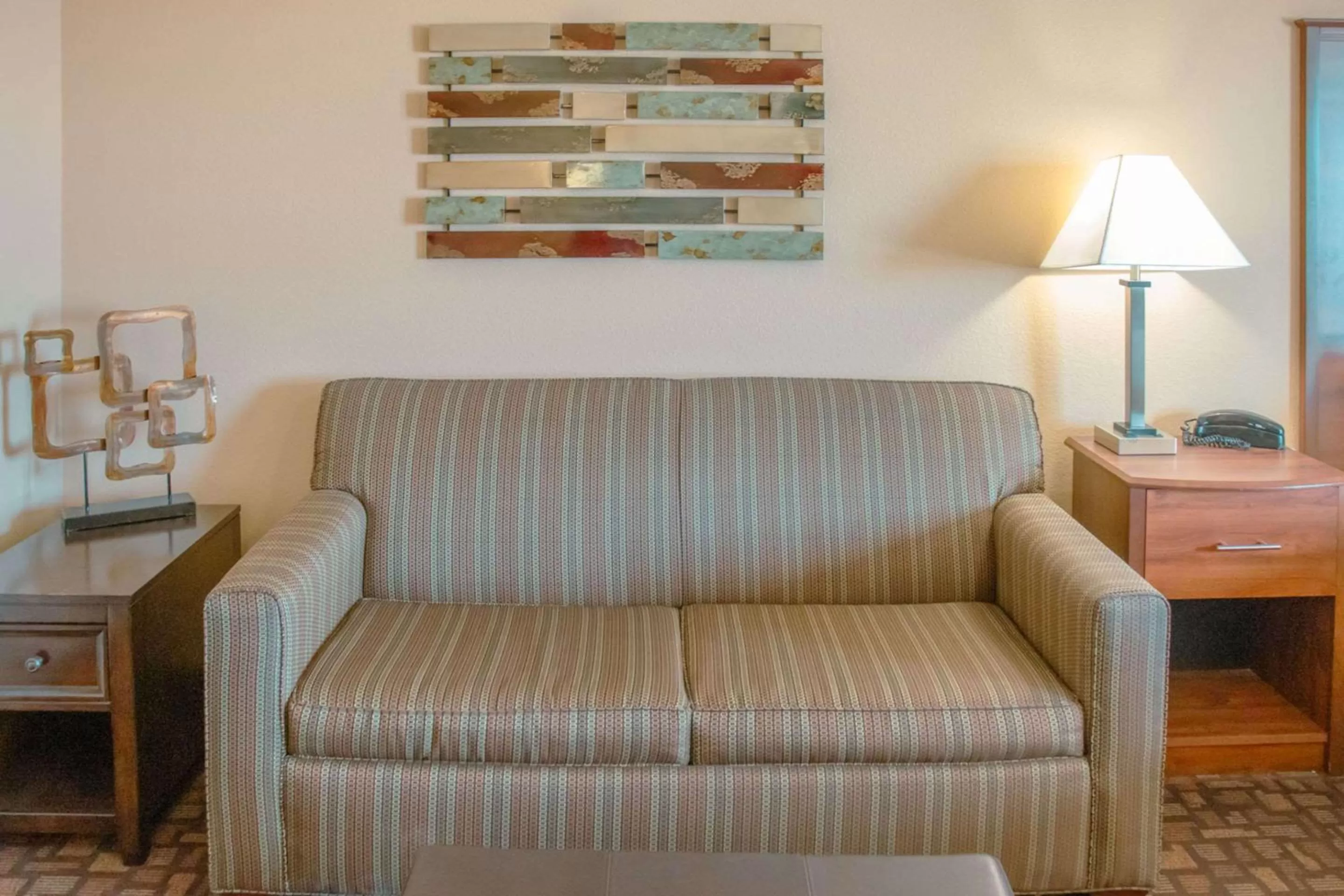 Bedroom in Grand Forks Lodge and Suites