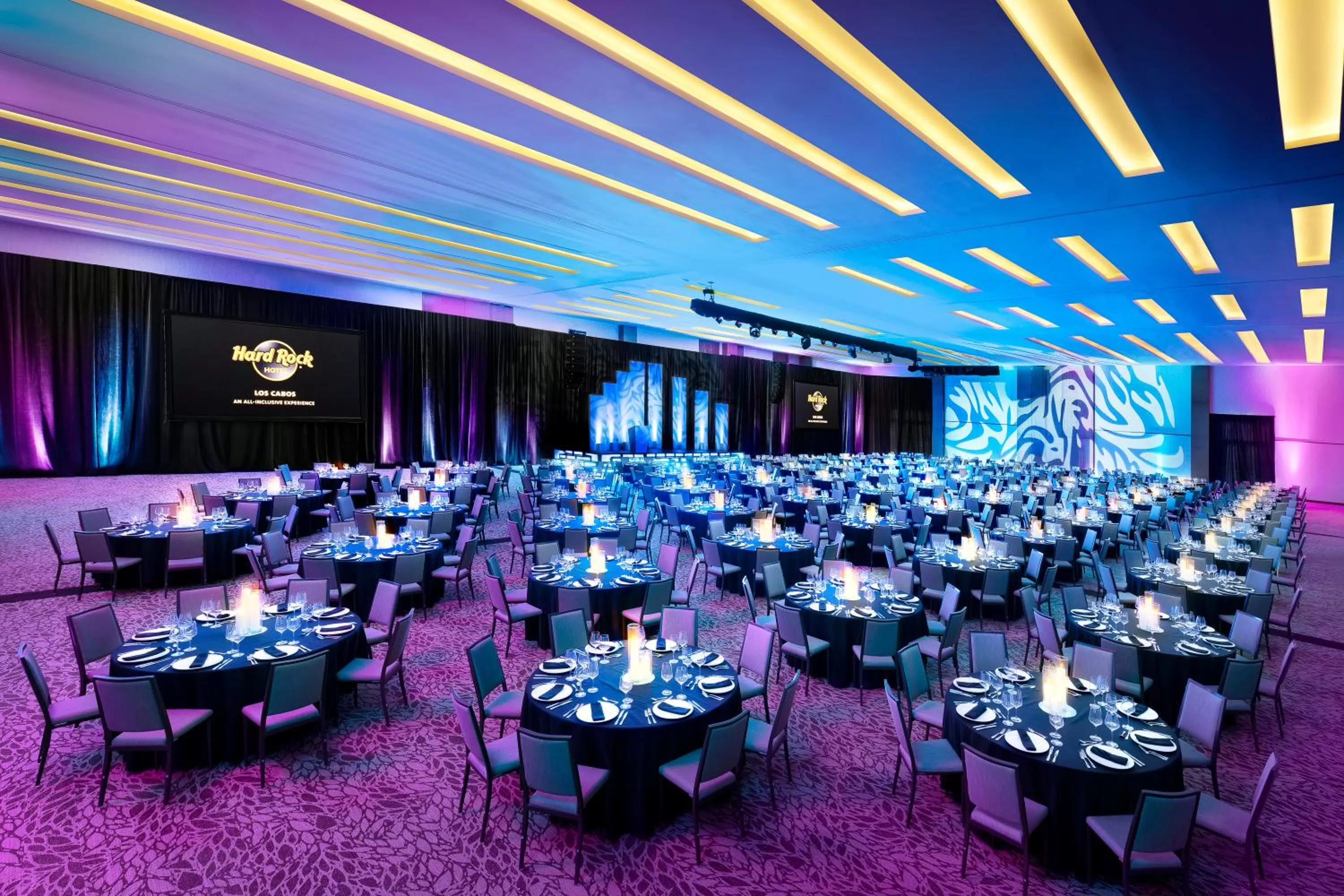 Lounge or bar in Hard Rock Hotel Los Cabos