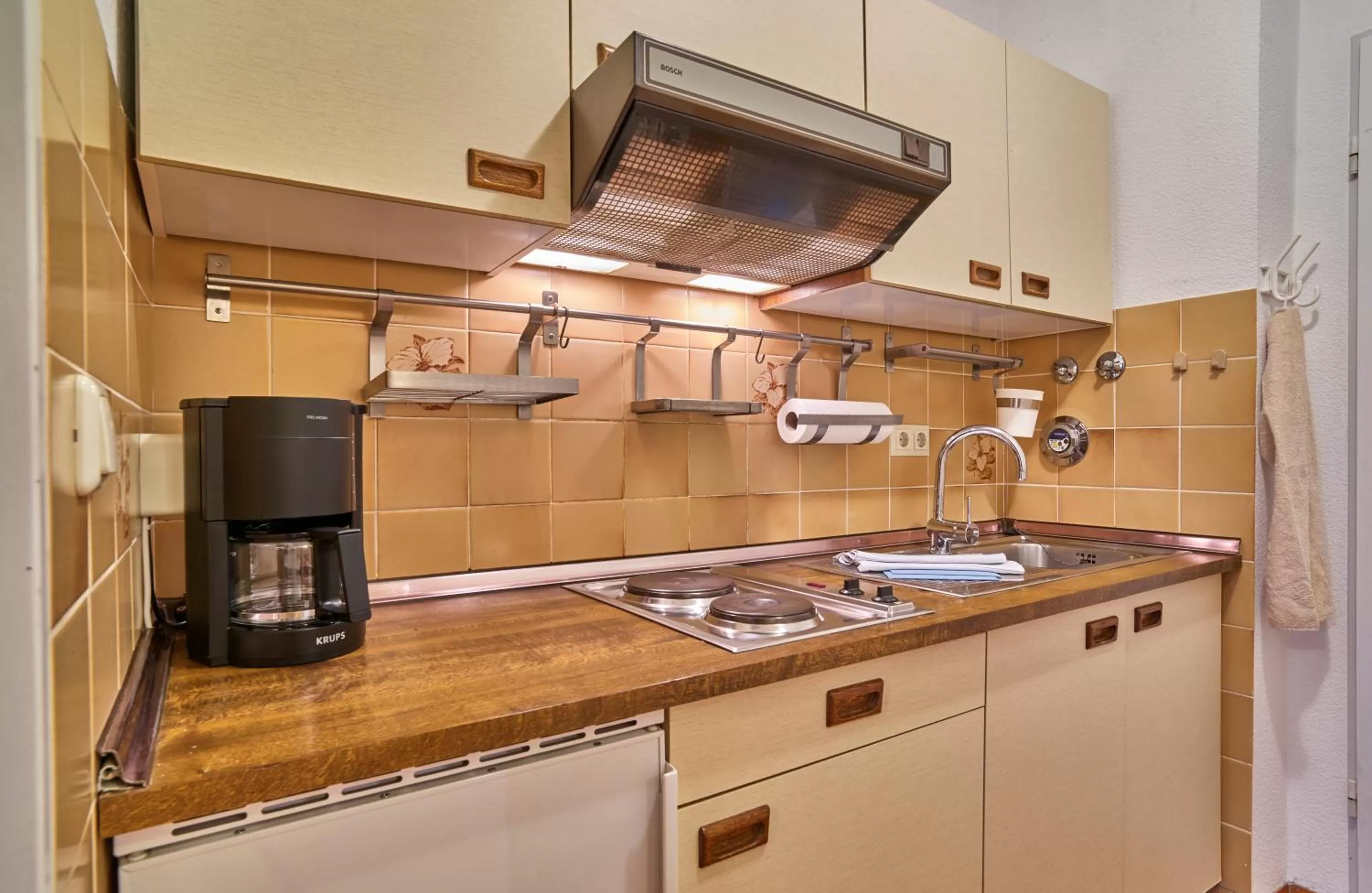 Kitchen or kitchenette, Kitchen/Kitchenette in Appartement-Haus Blumenhof