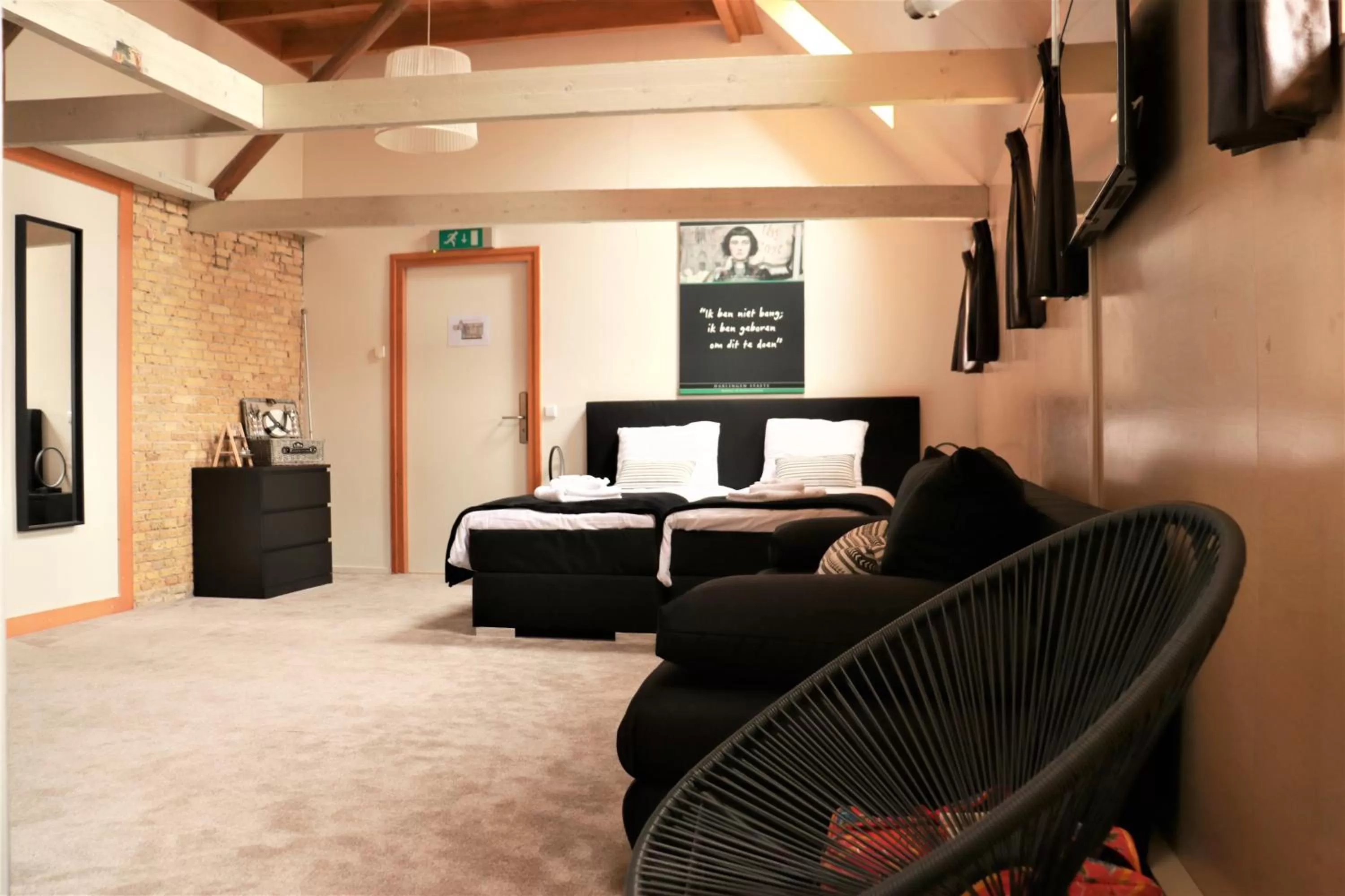 Living room, Bed in Harlingen Staete B&B Boutique hotel