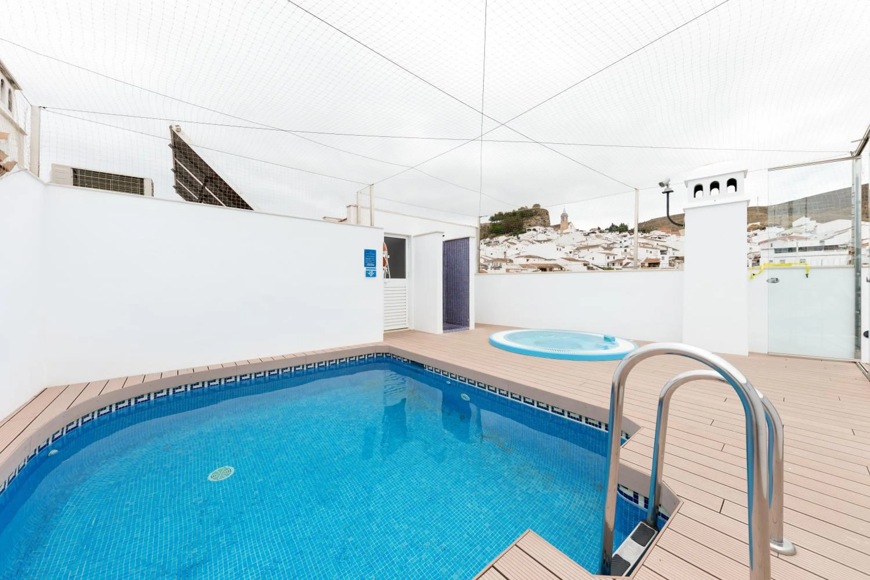 Swimming pool in Apartamentos Ardales