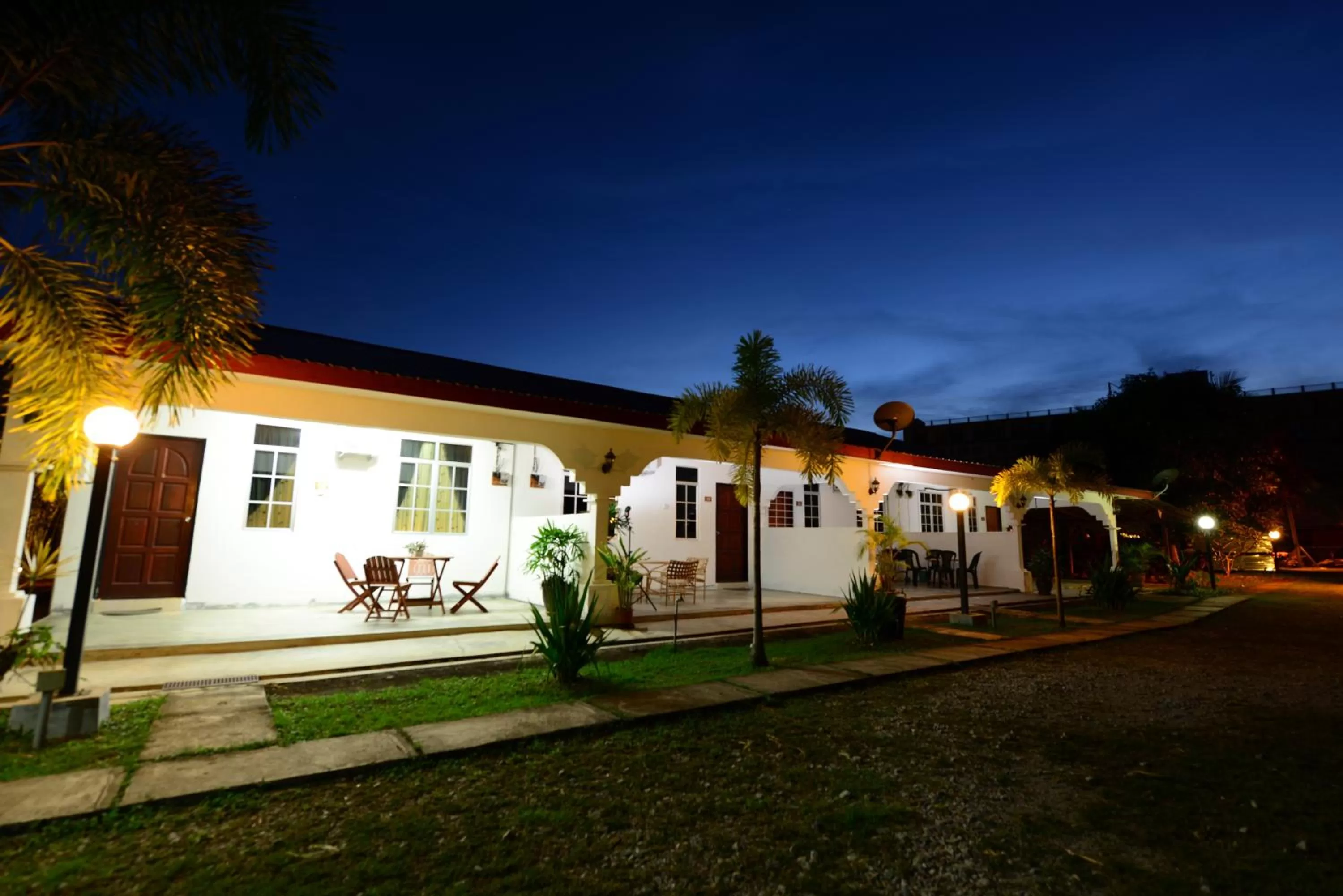 Property building in White Lodge