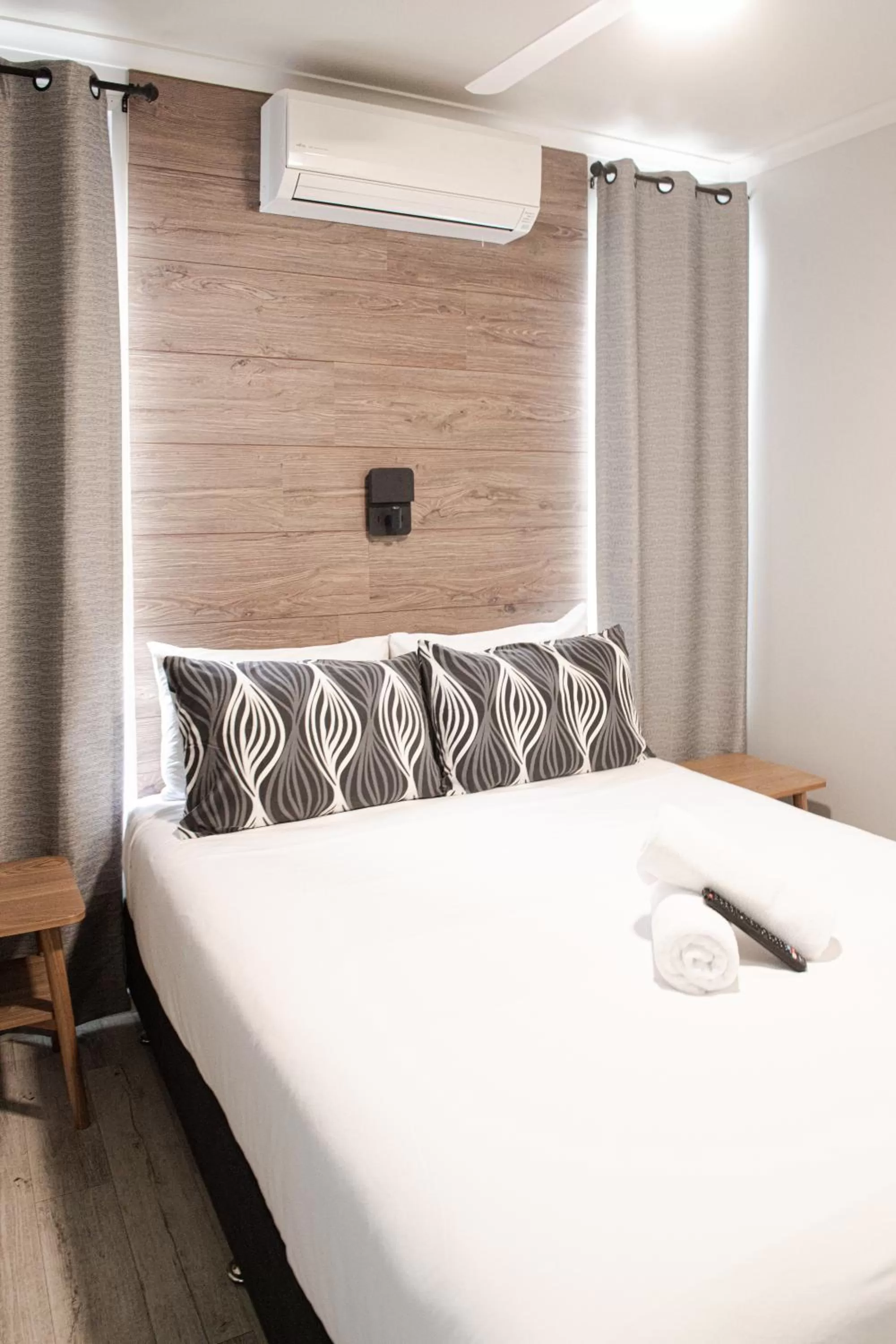 Bed in Yamba Central