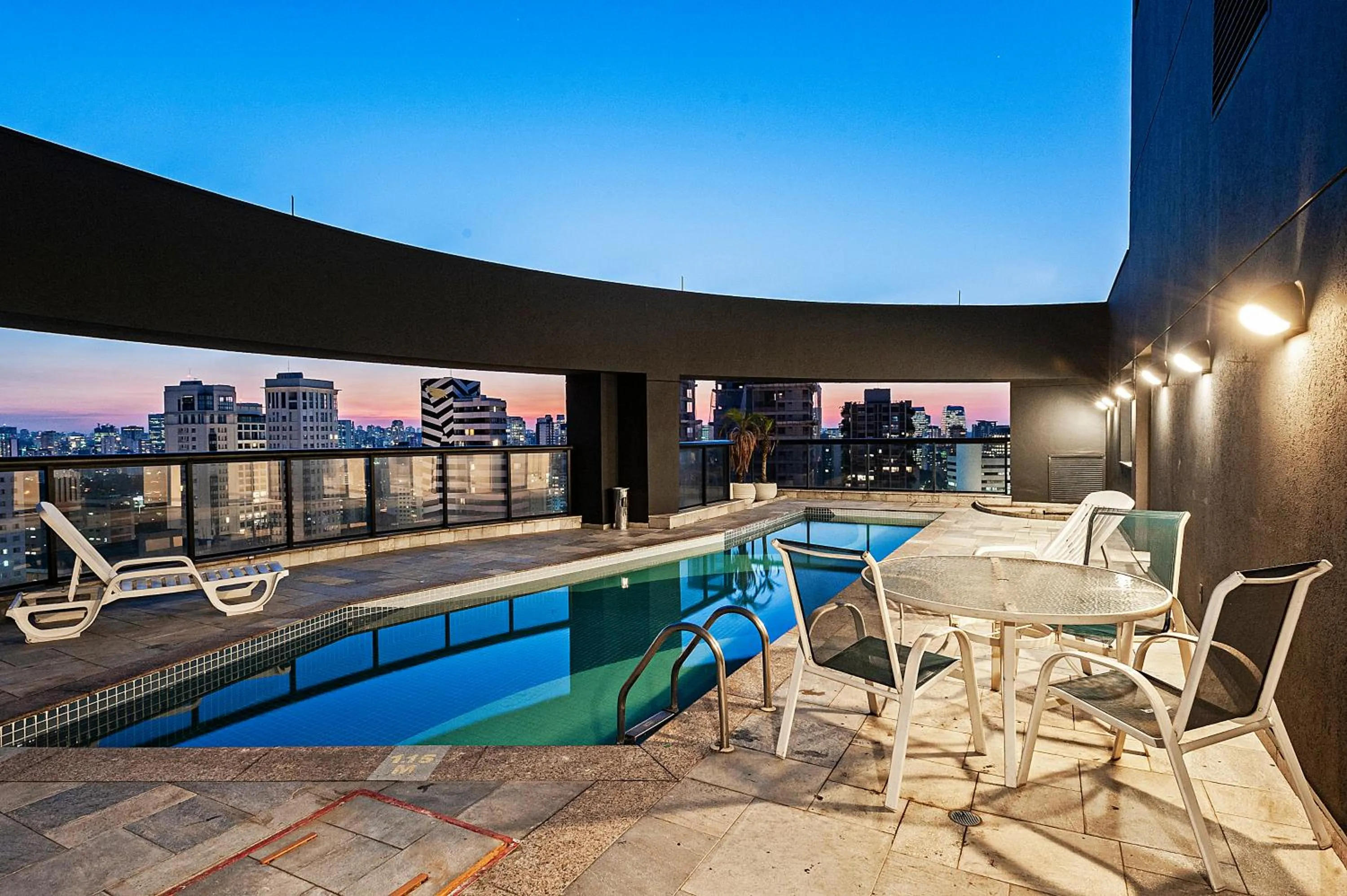 Pool view in Slaviero São Paulo Moema