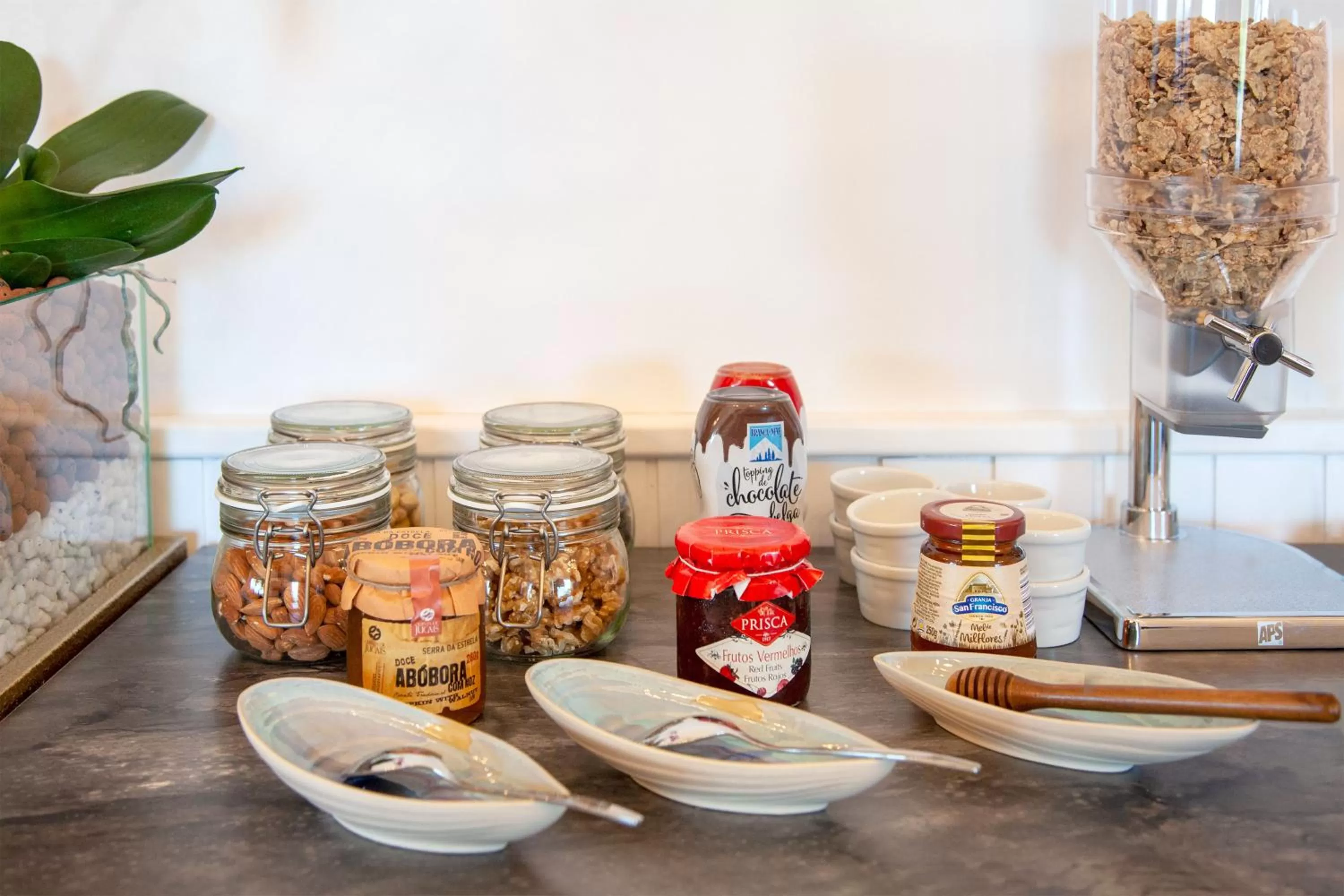 Food and drinks in Casa das Carpas