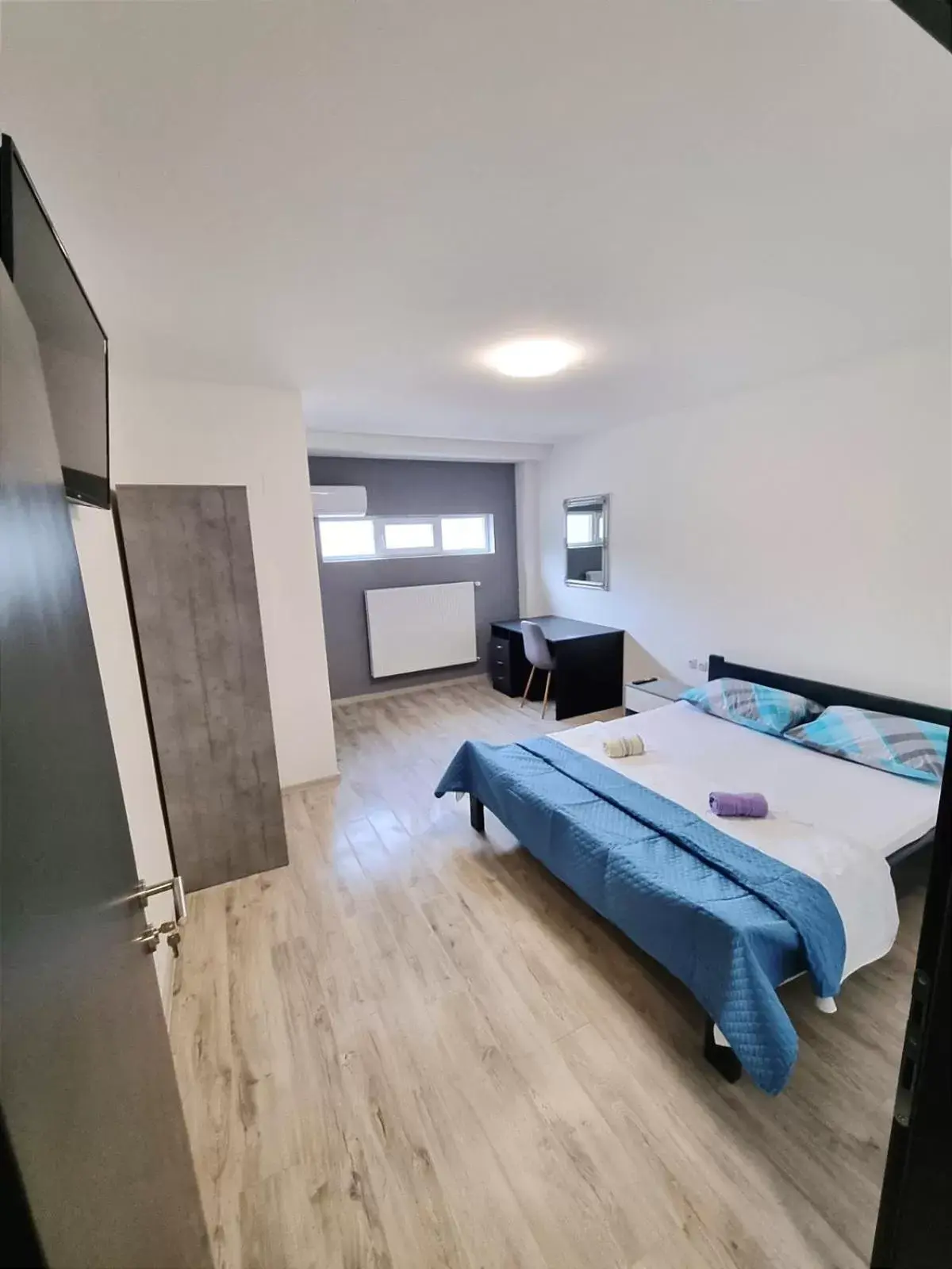 Deluxe Double Room in Motel Gas-Petrol Deluxe Double Room in Motel Gas-Petrol