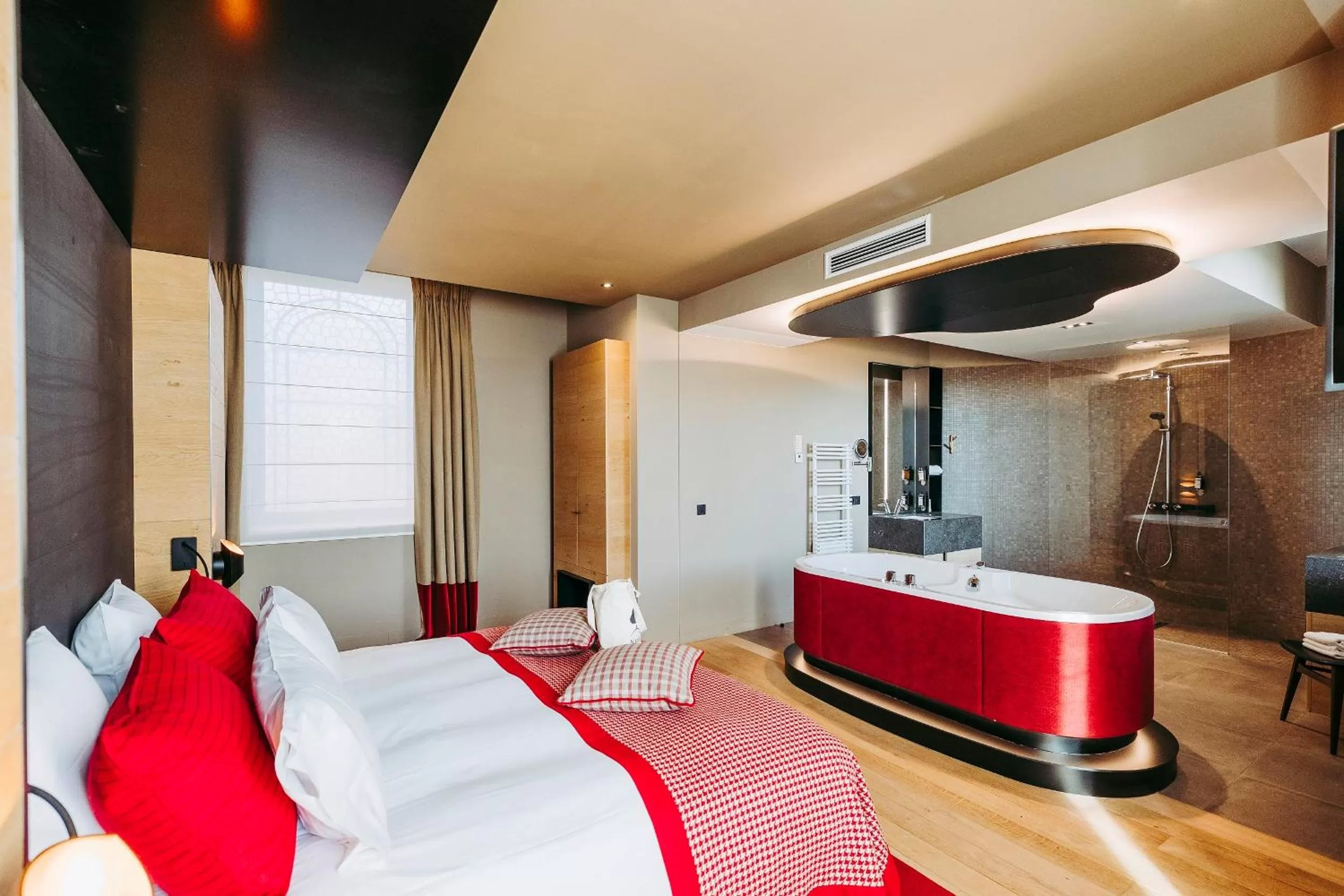 Deluxe Suite with Spa Bath in Domaine de Naxhelet