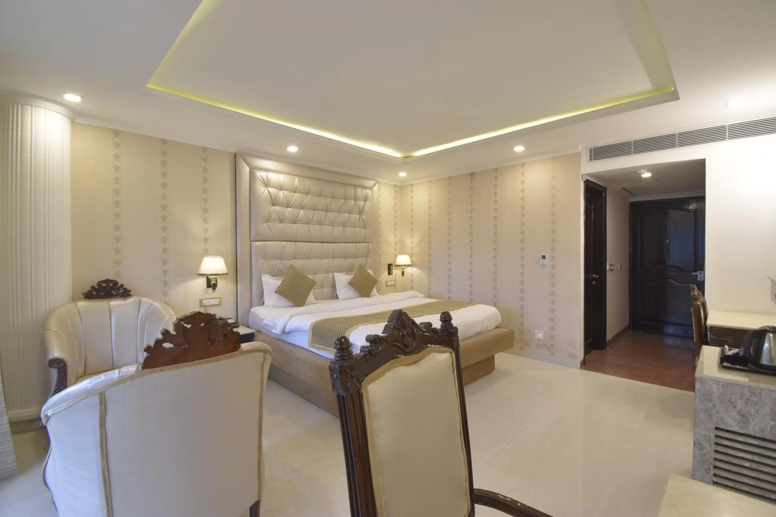 Bed in The Royal Castle AC Centralized