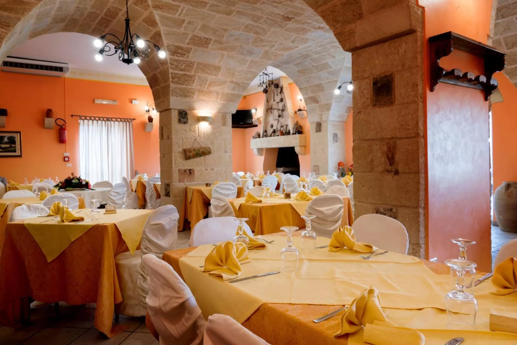 Restaurant/places to eat in Hotel Salento
