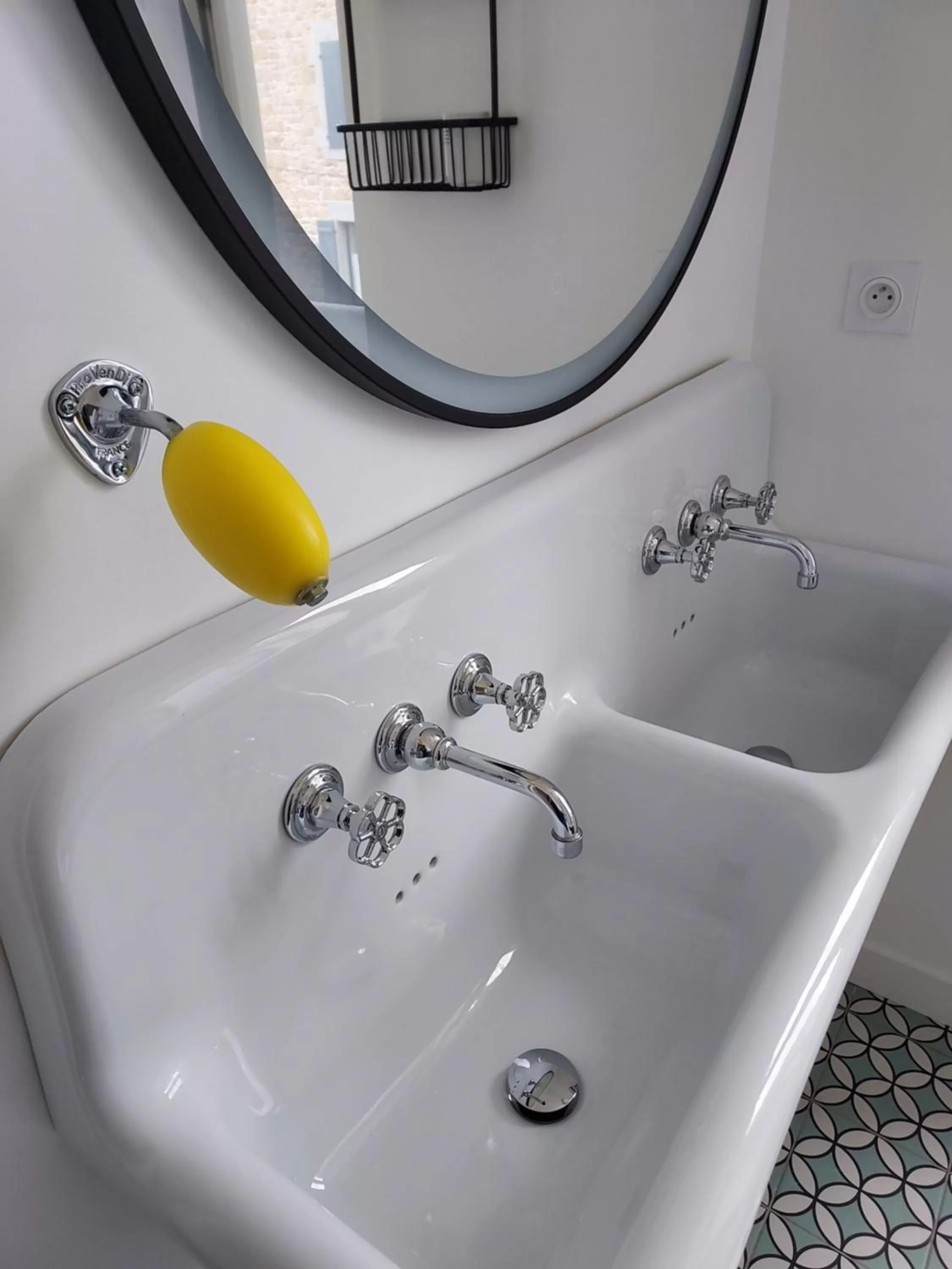 Maison Triton et Porcelaine