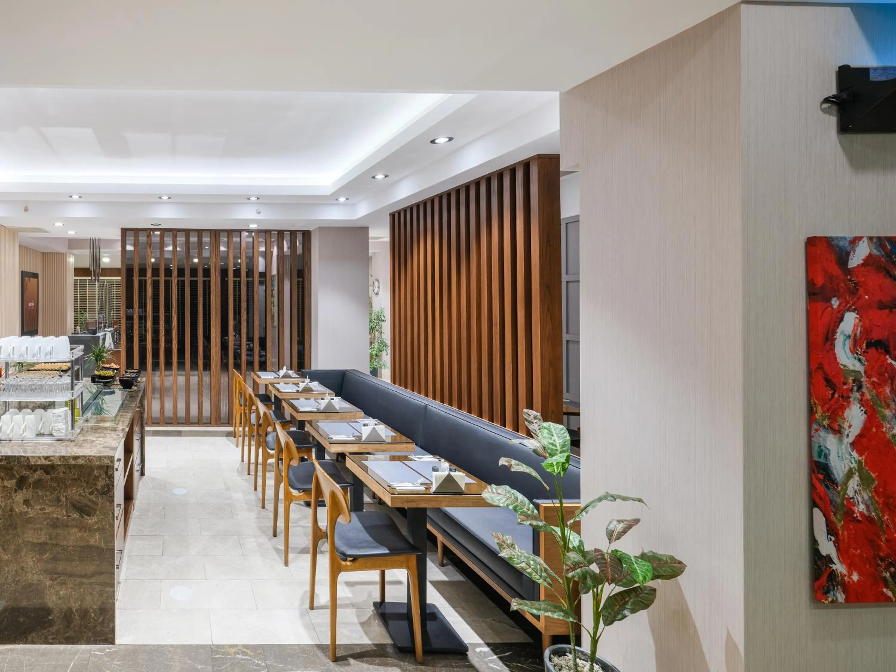 Restaurant/places to eat in Merlin Hotel İstanbul