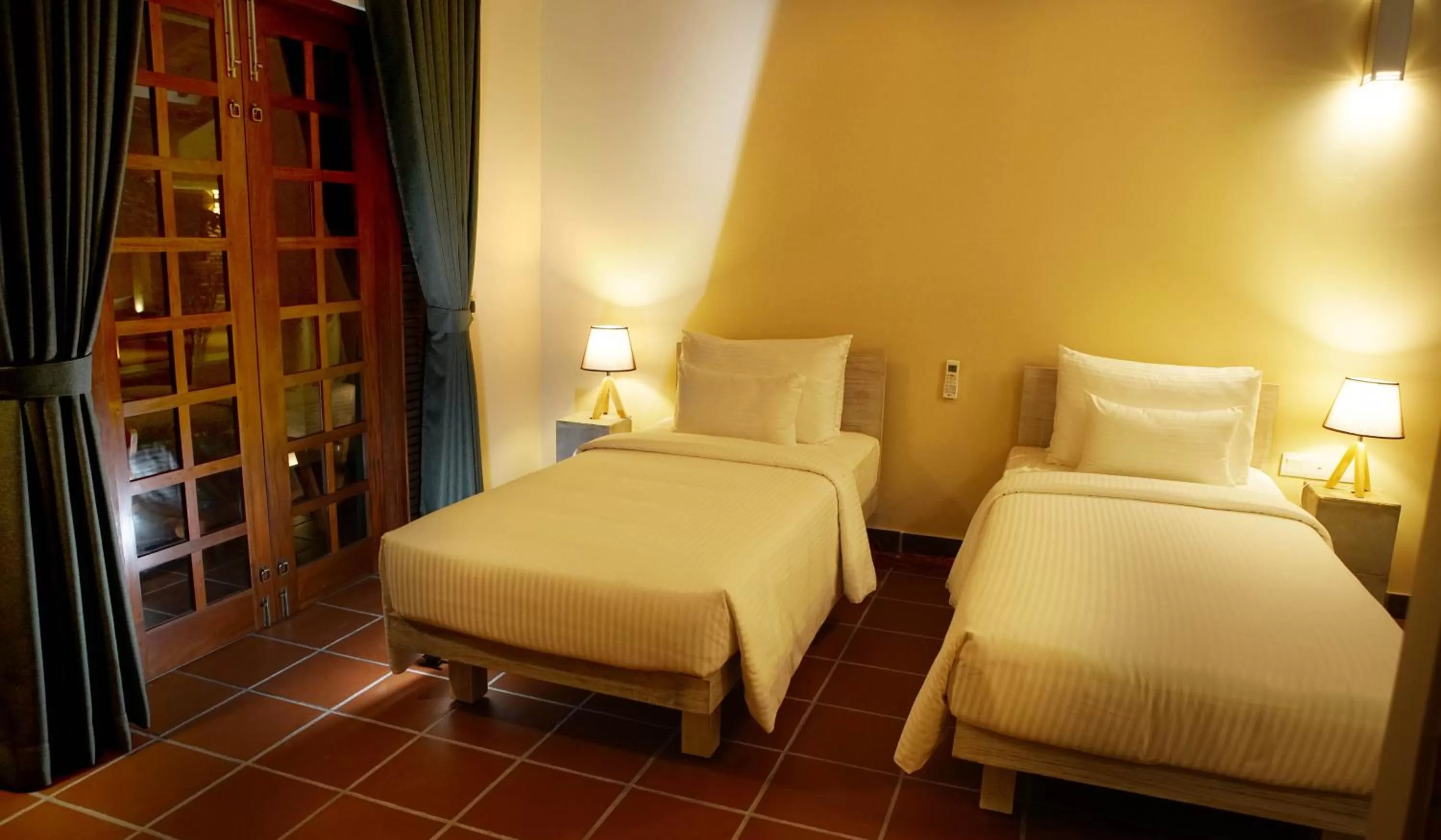 Photo of the whole room, Bed in Olinia Airport Hotel