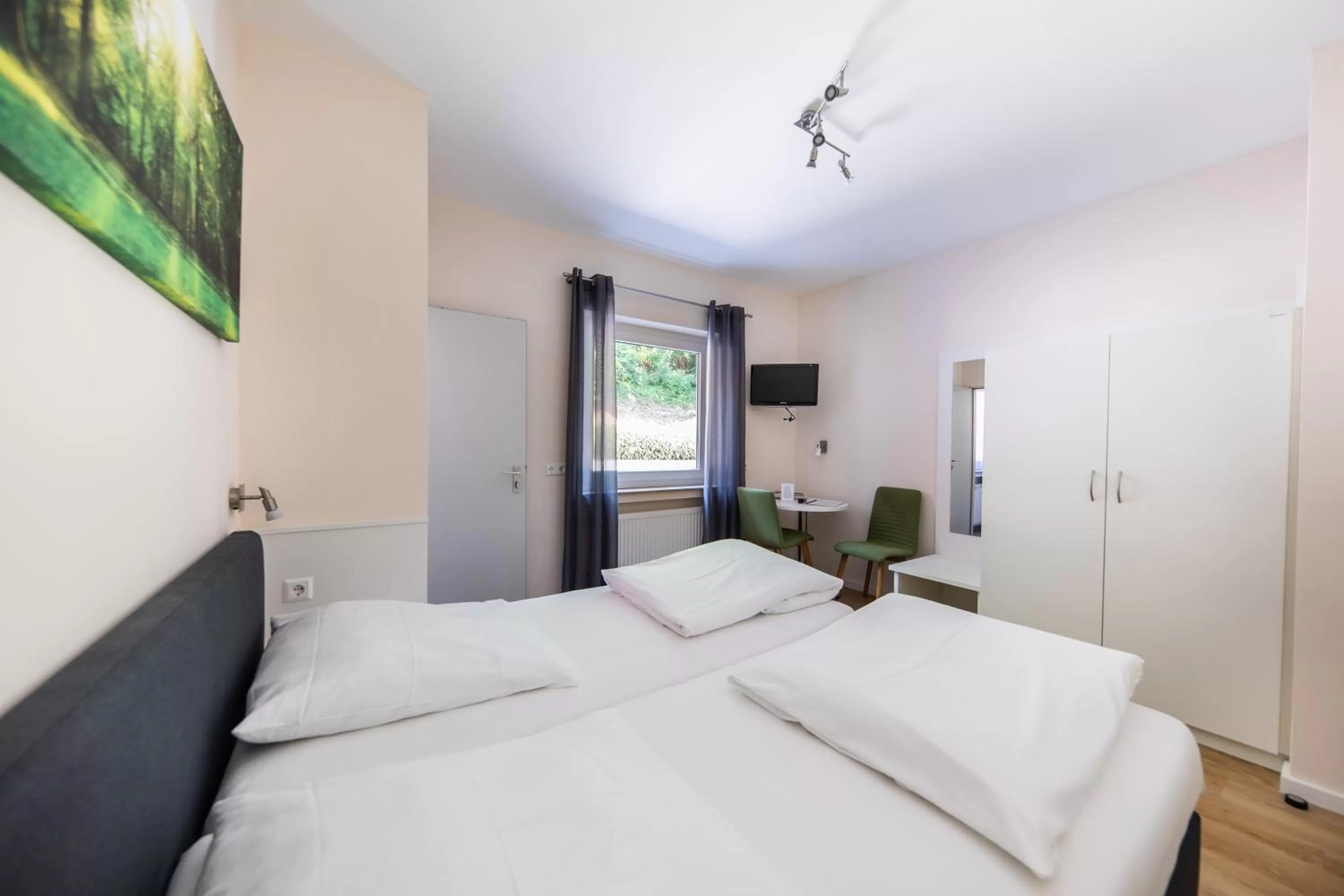 Photo of the whole room, Bed in Hotel Restaurant Sennerbad