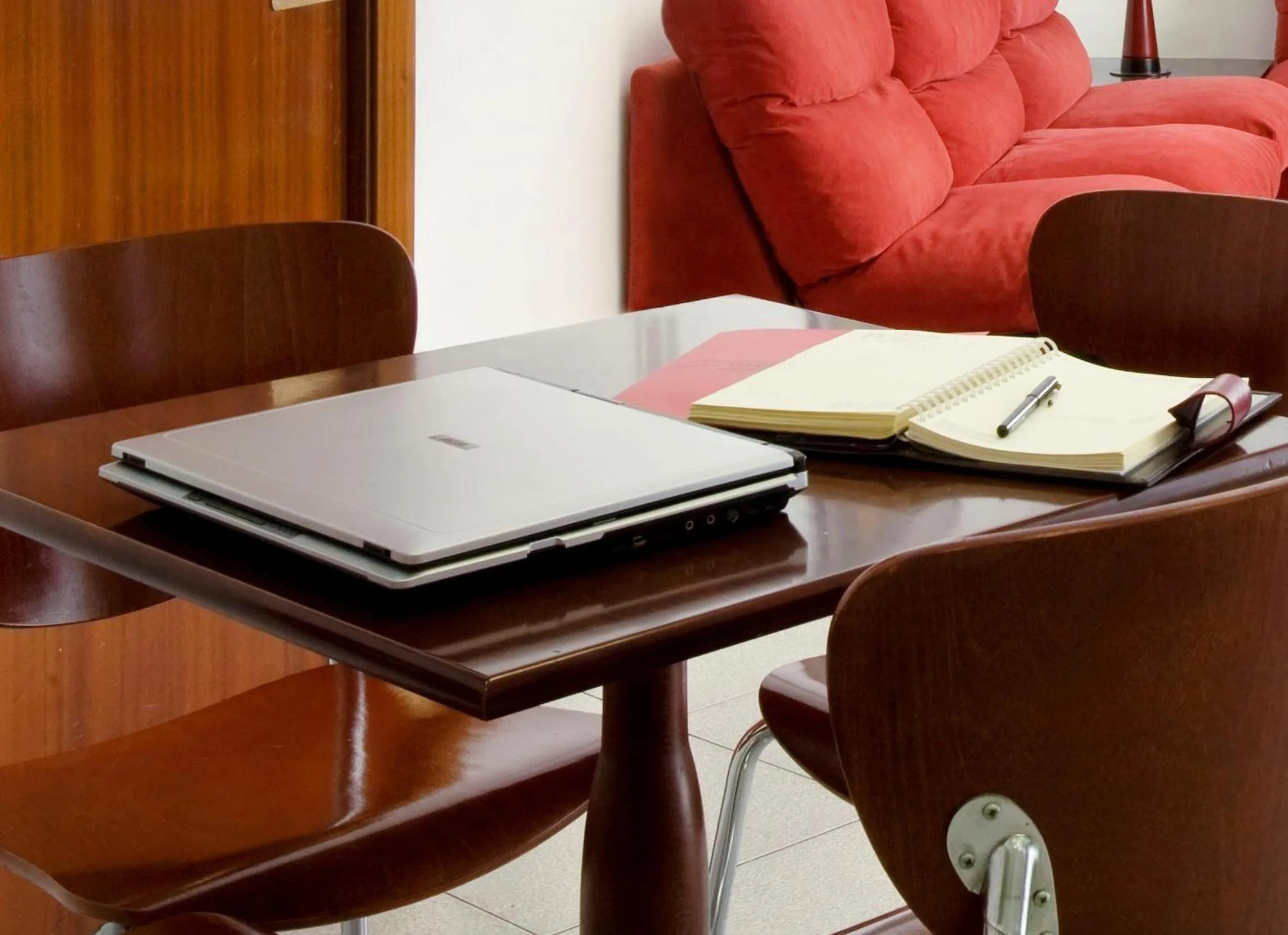 Communal lounge/ TV room in Hotel Monegal