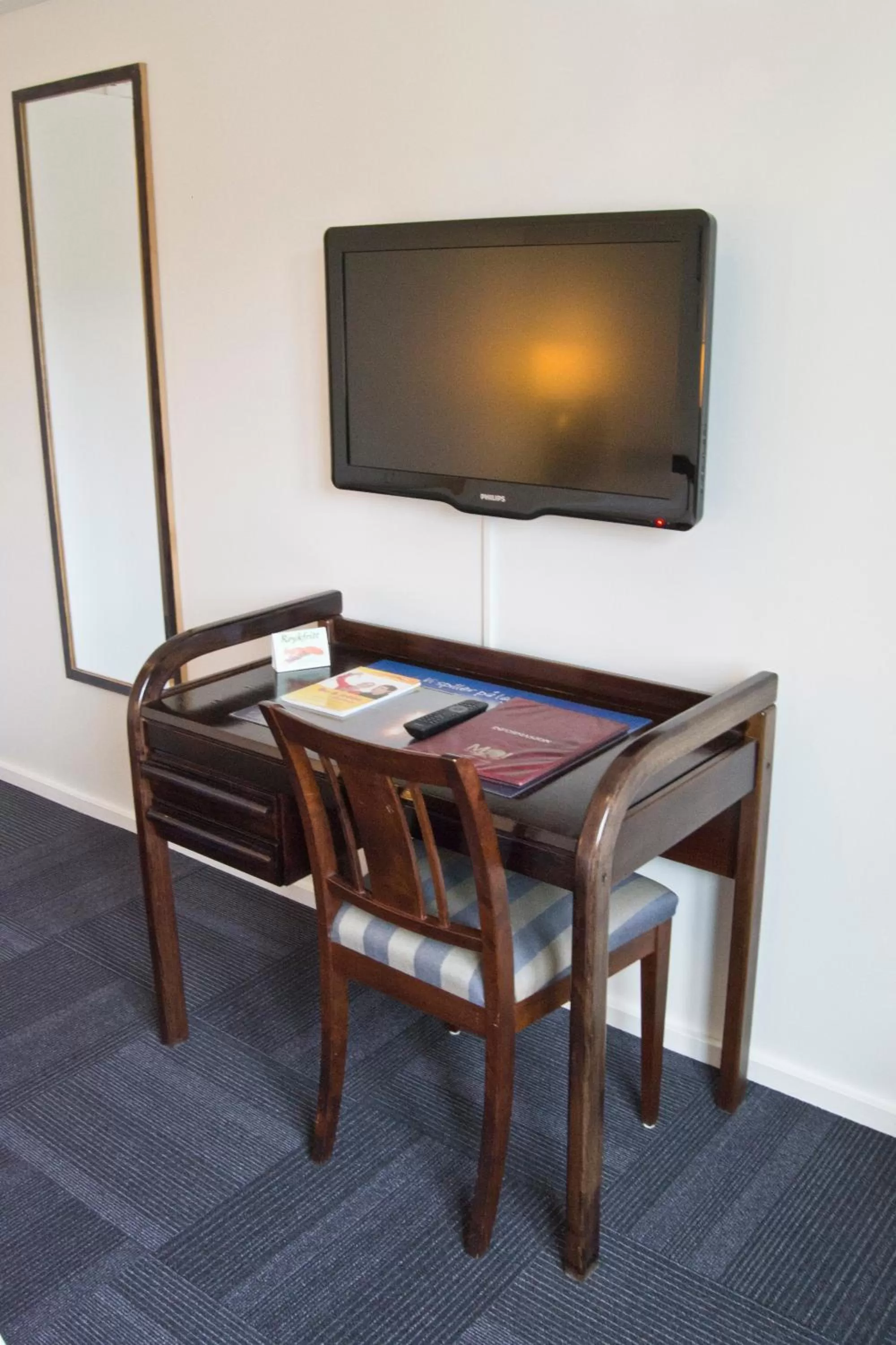 Decorative detail, TV/Entertainment Center in Moi Hotel