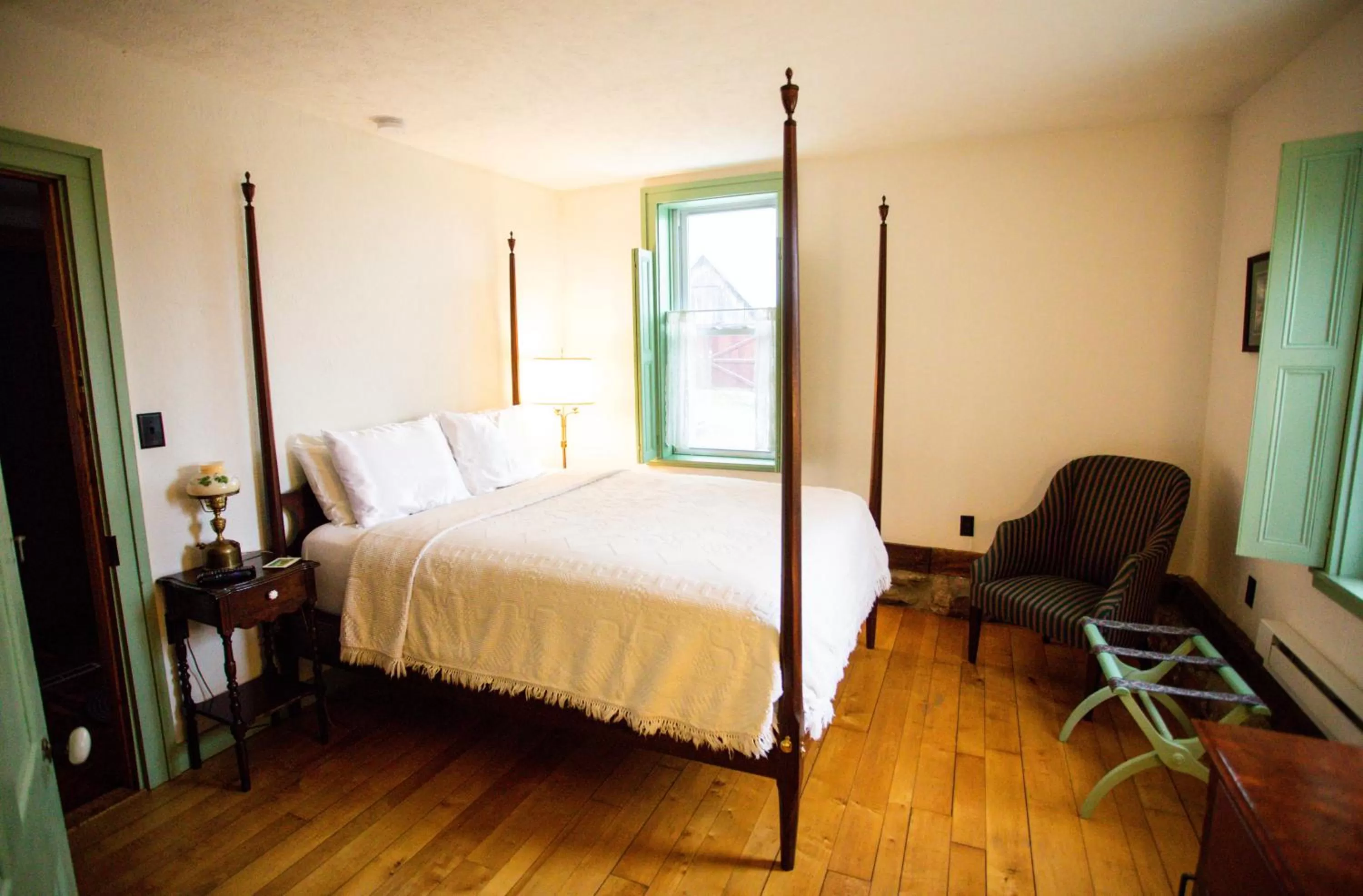 Bed in Baneberry Meadows B&B