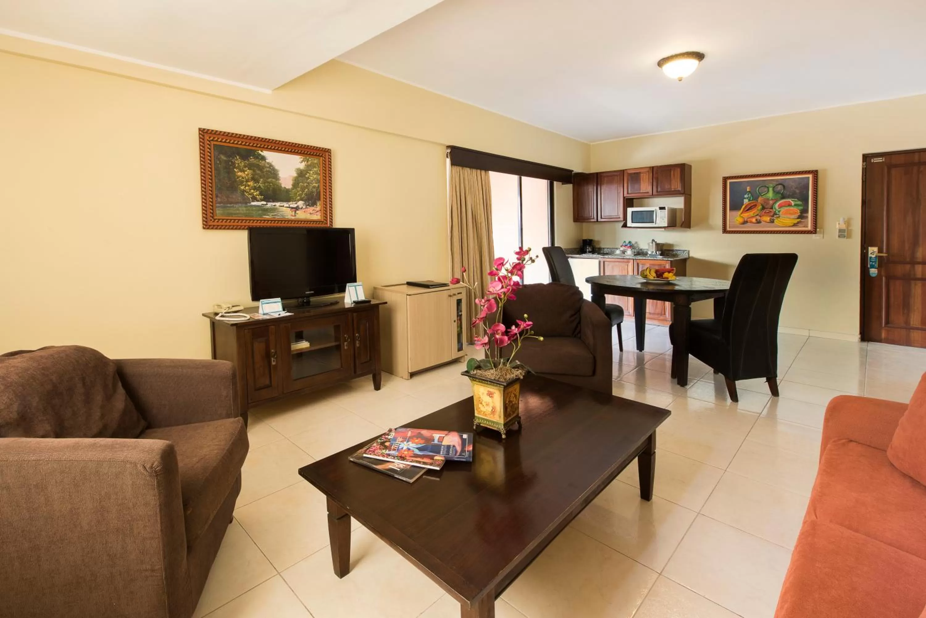 TV and multimedia in W&P Santo Domingo