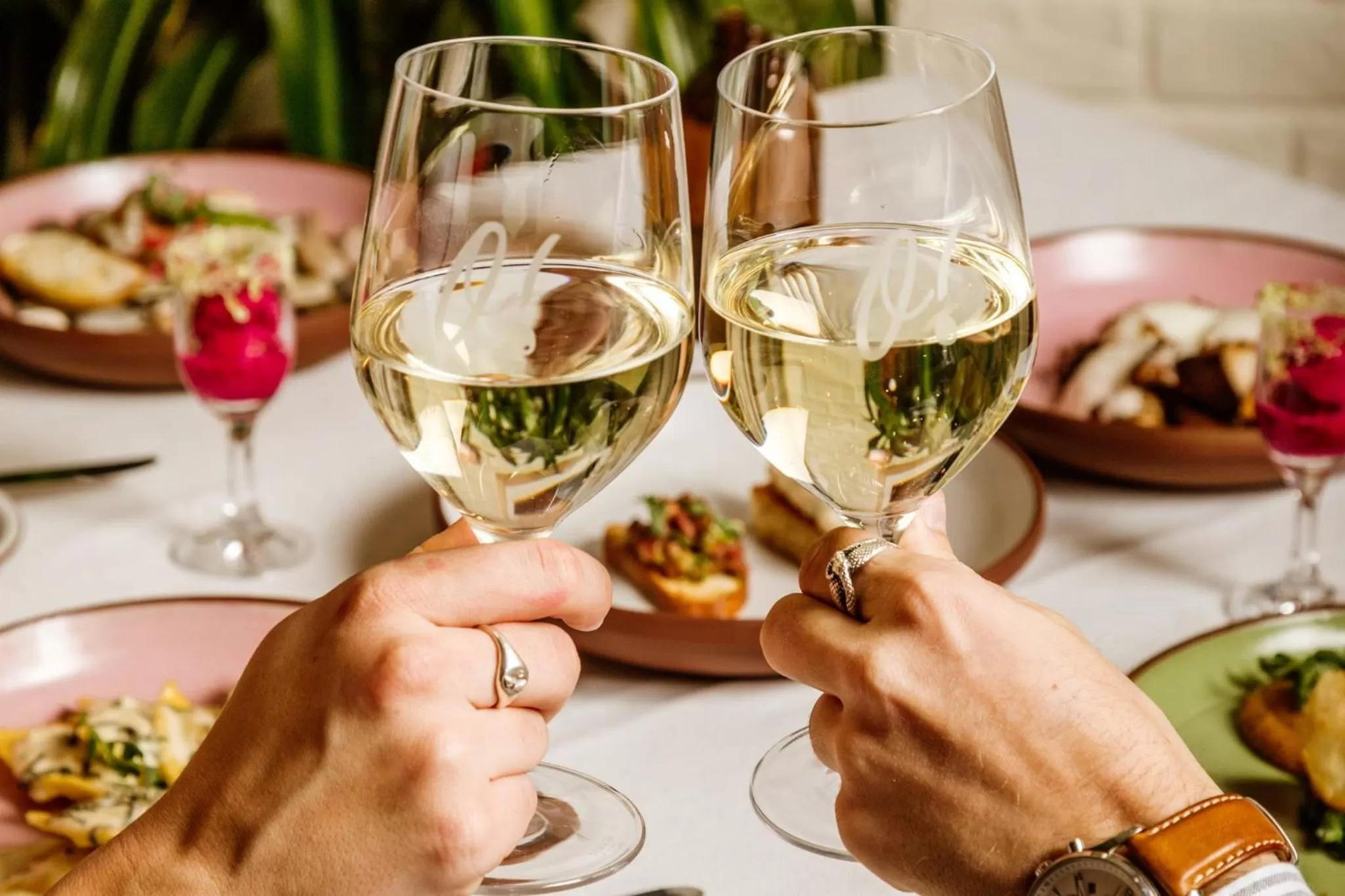 Restaurant/places to eat in InterContinental Montreal by IHG