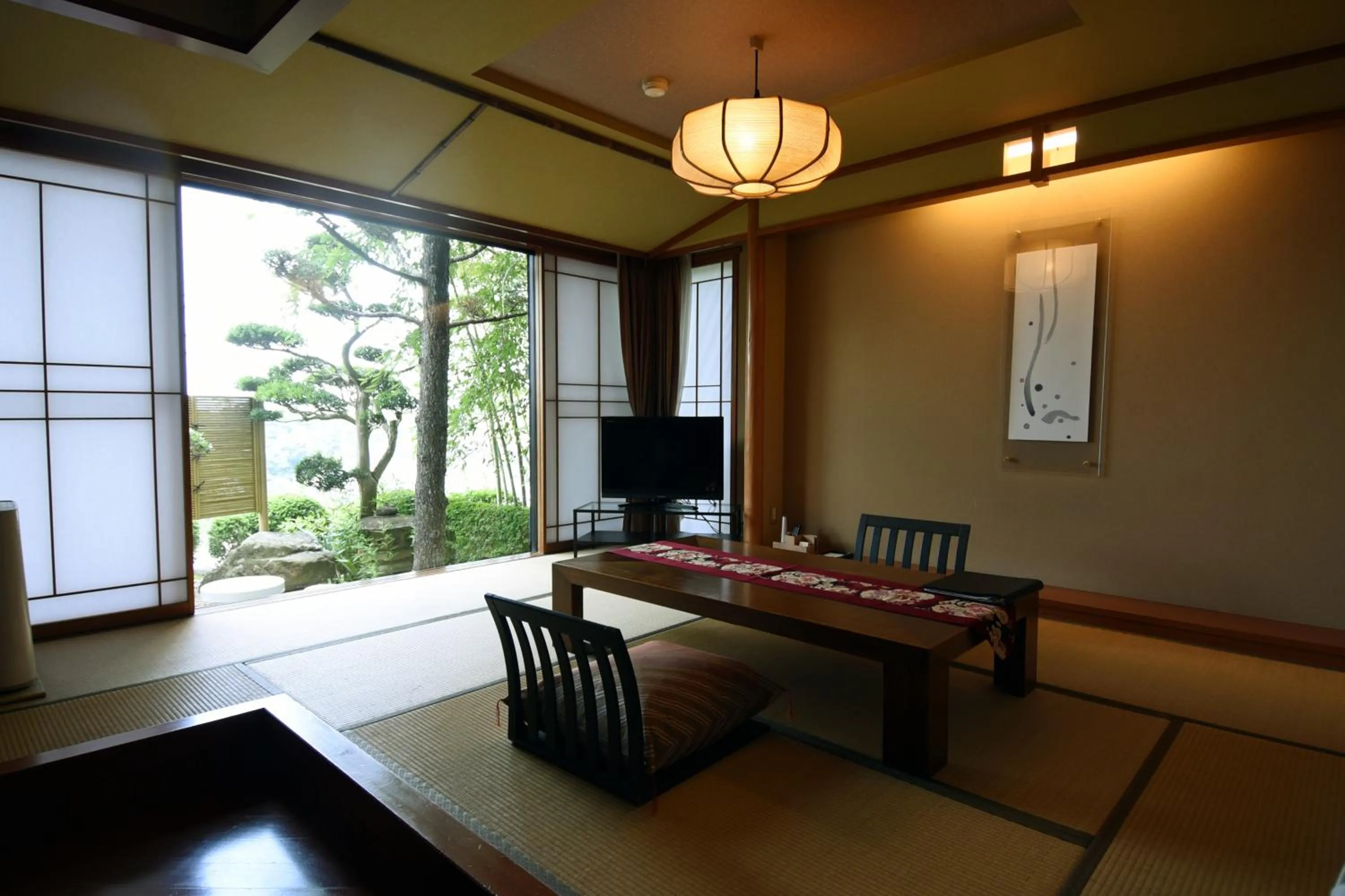 Photo of the whole room in Arima Onsen Taketoritei Maruyama
