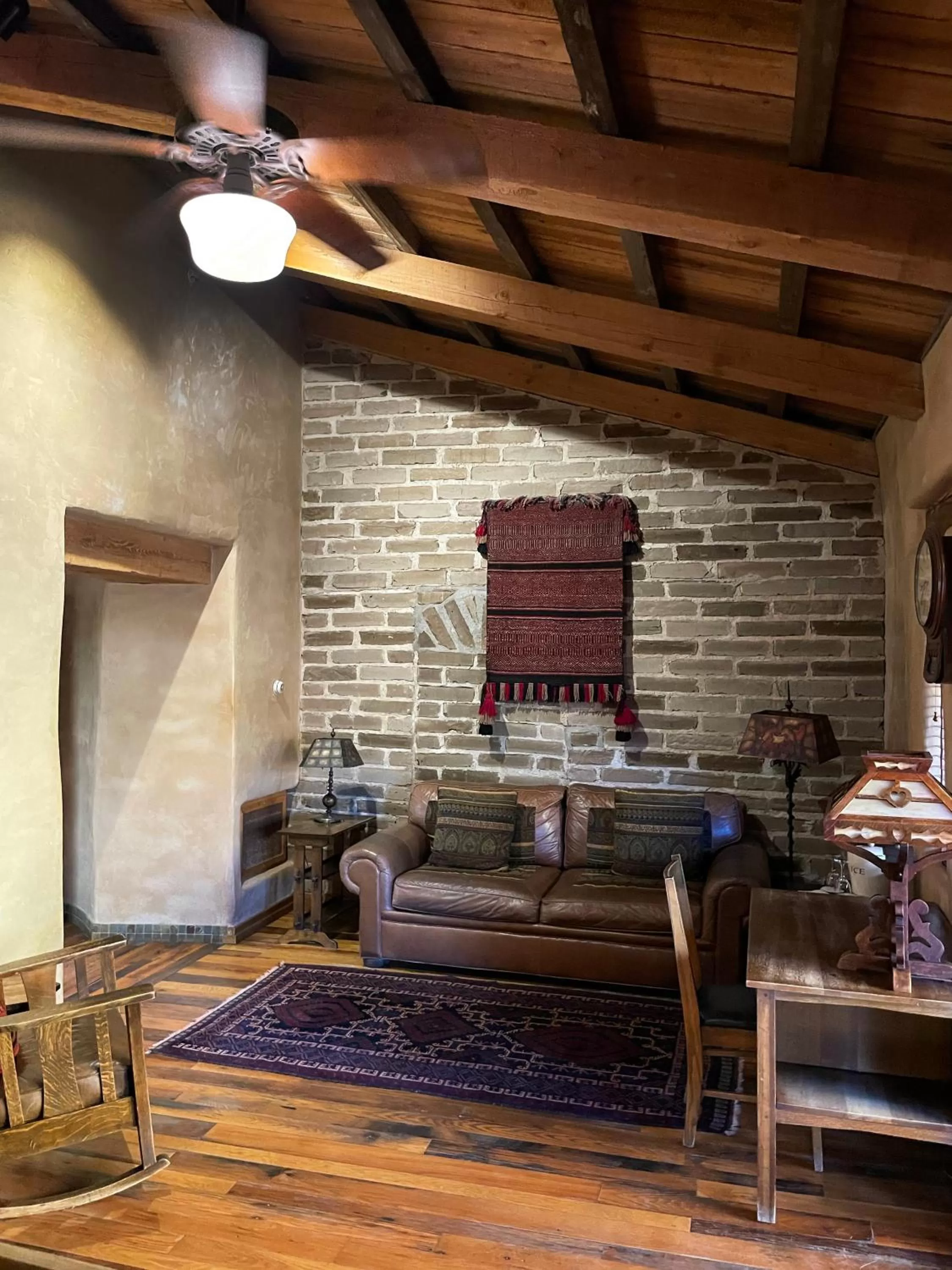 Living room in El Portal Sedona Hotel