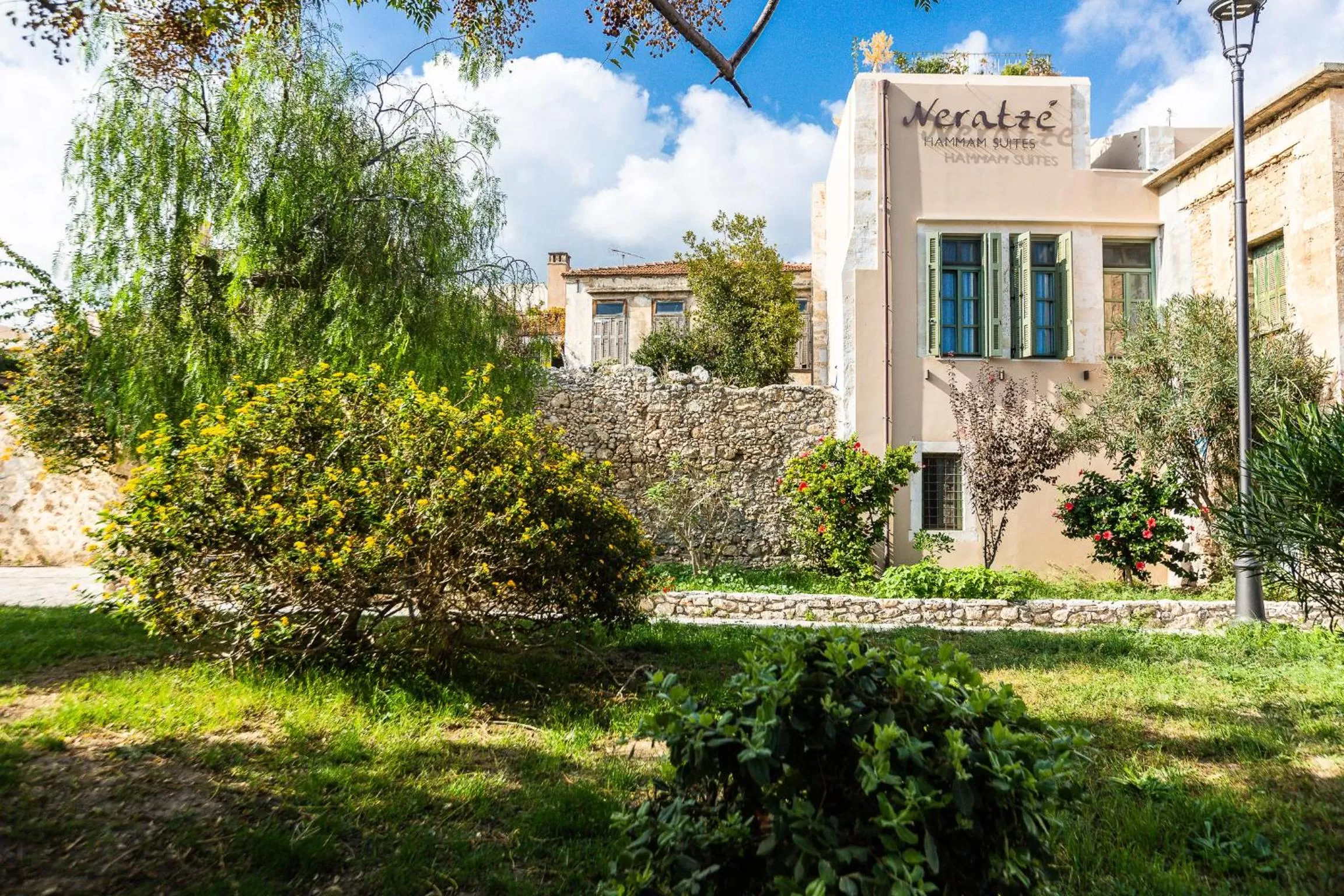 Property Building in Neratze Hammam Suites