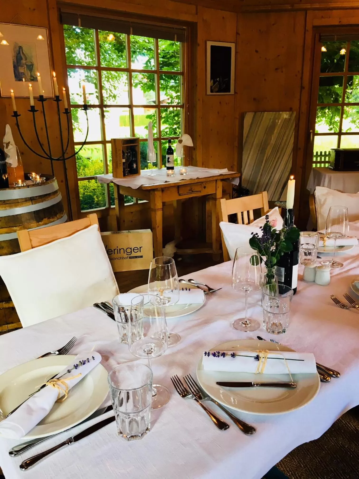 Restaurant/places to eat in Scheffer's Hotel